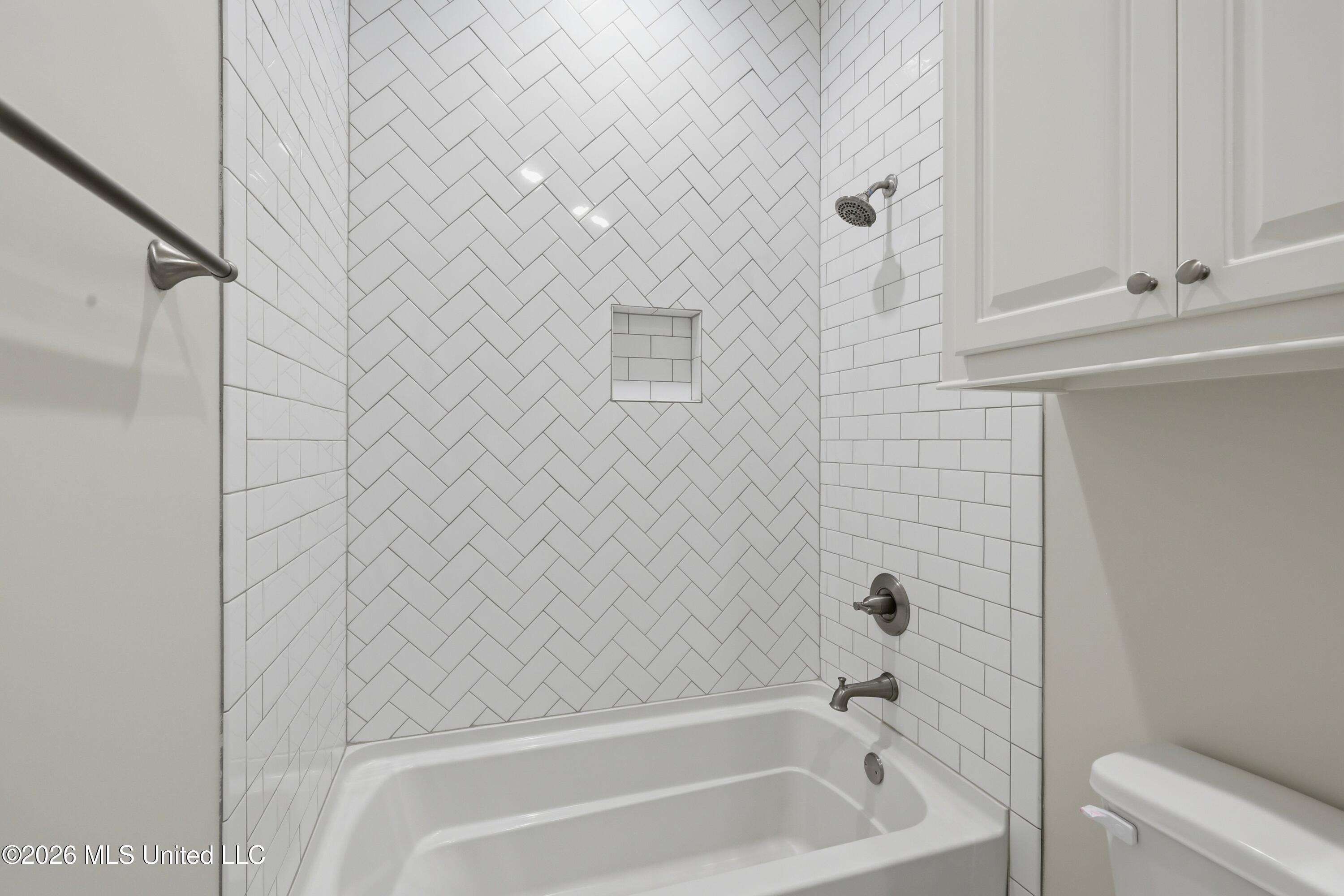 151 Camden Lake Drive Property Photo 31
