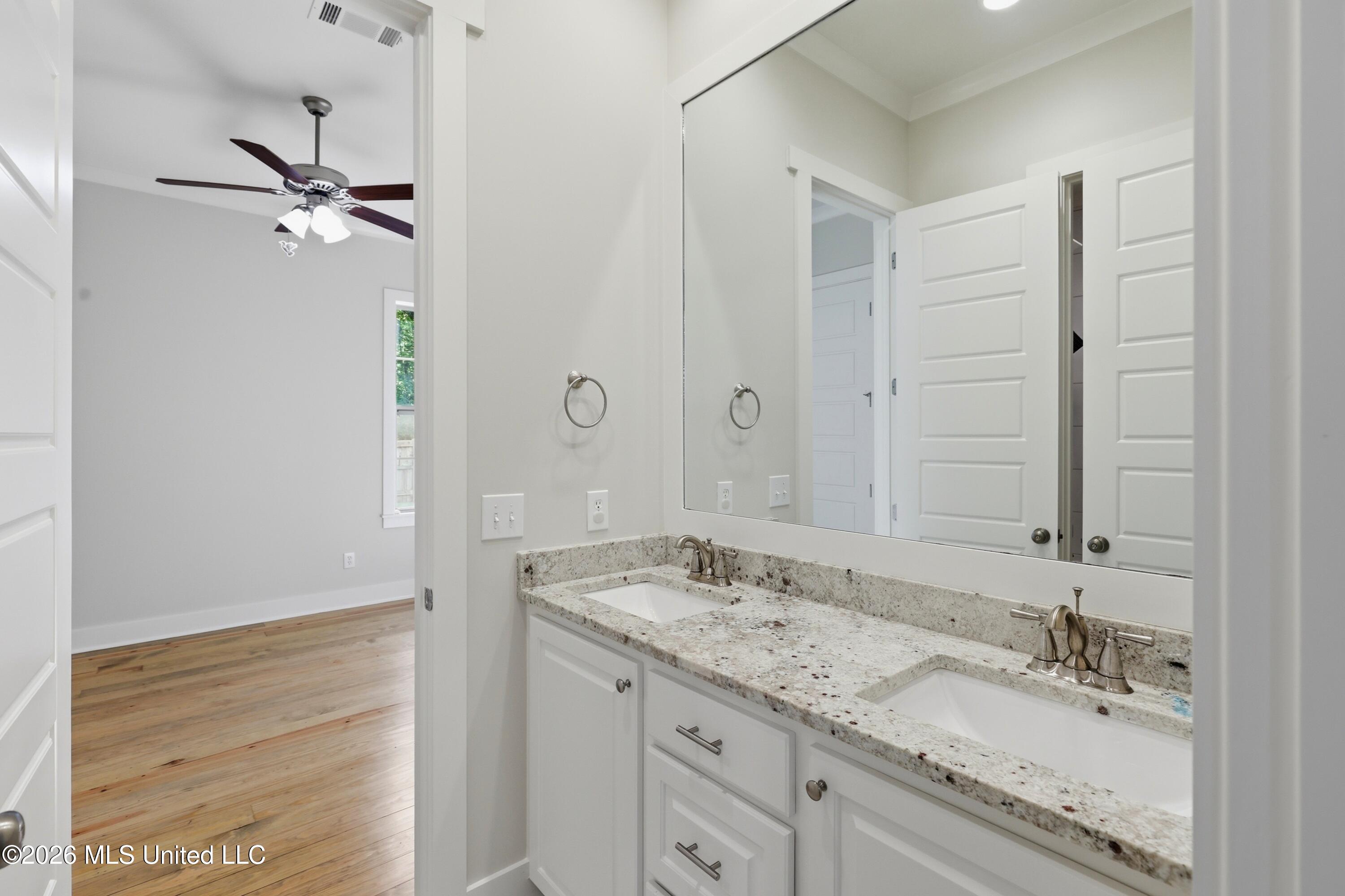 151 Camden Lake Drive Property Photo 39