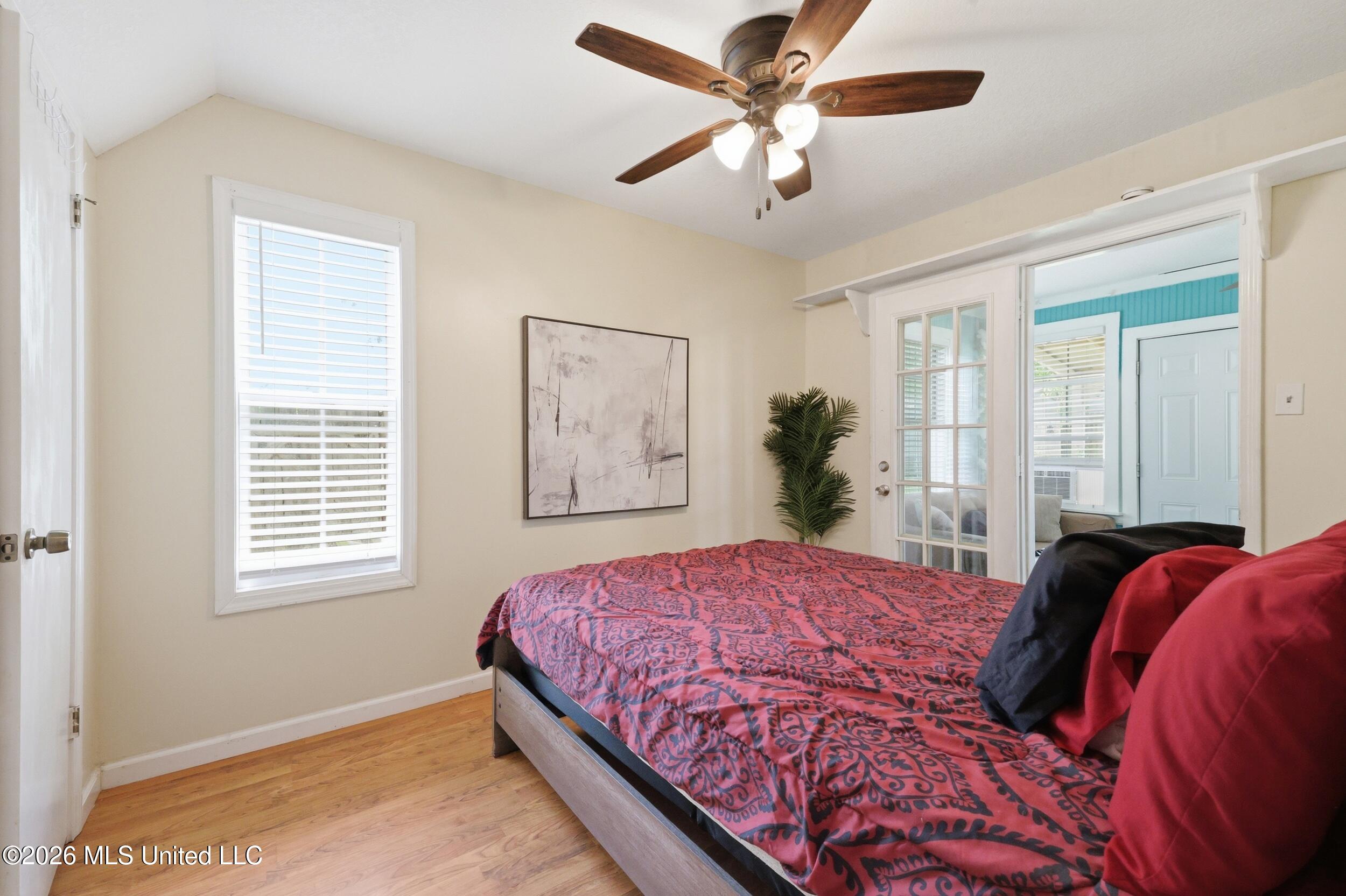 13425 Windridge Drive Property Photo 24