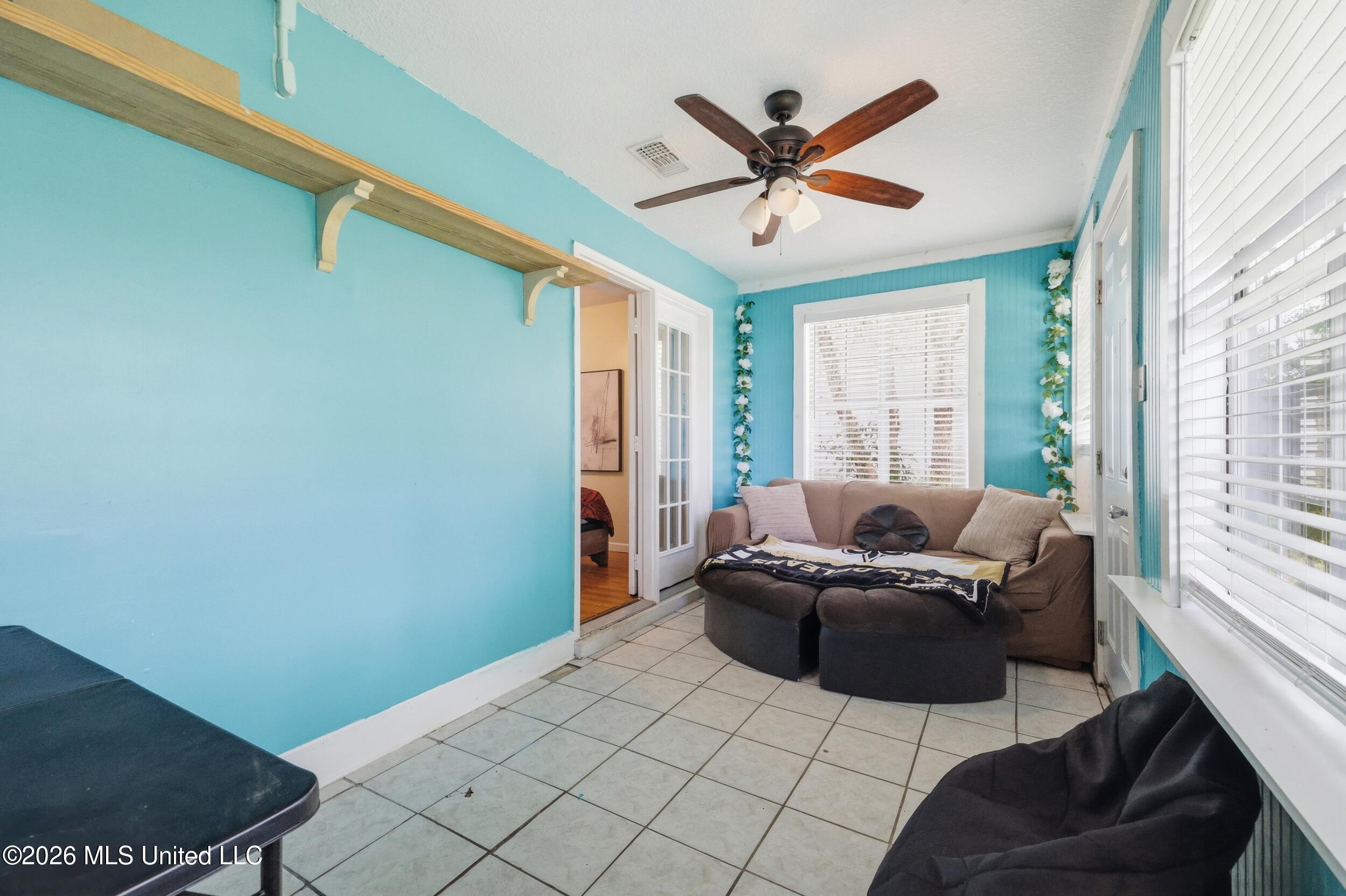 13425 Windridge Drive Property Photo 28