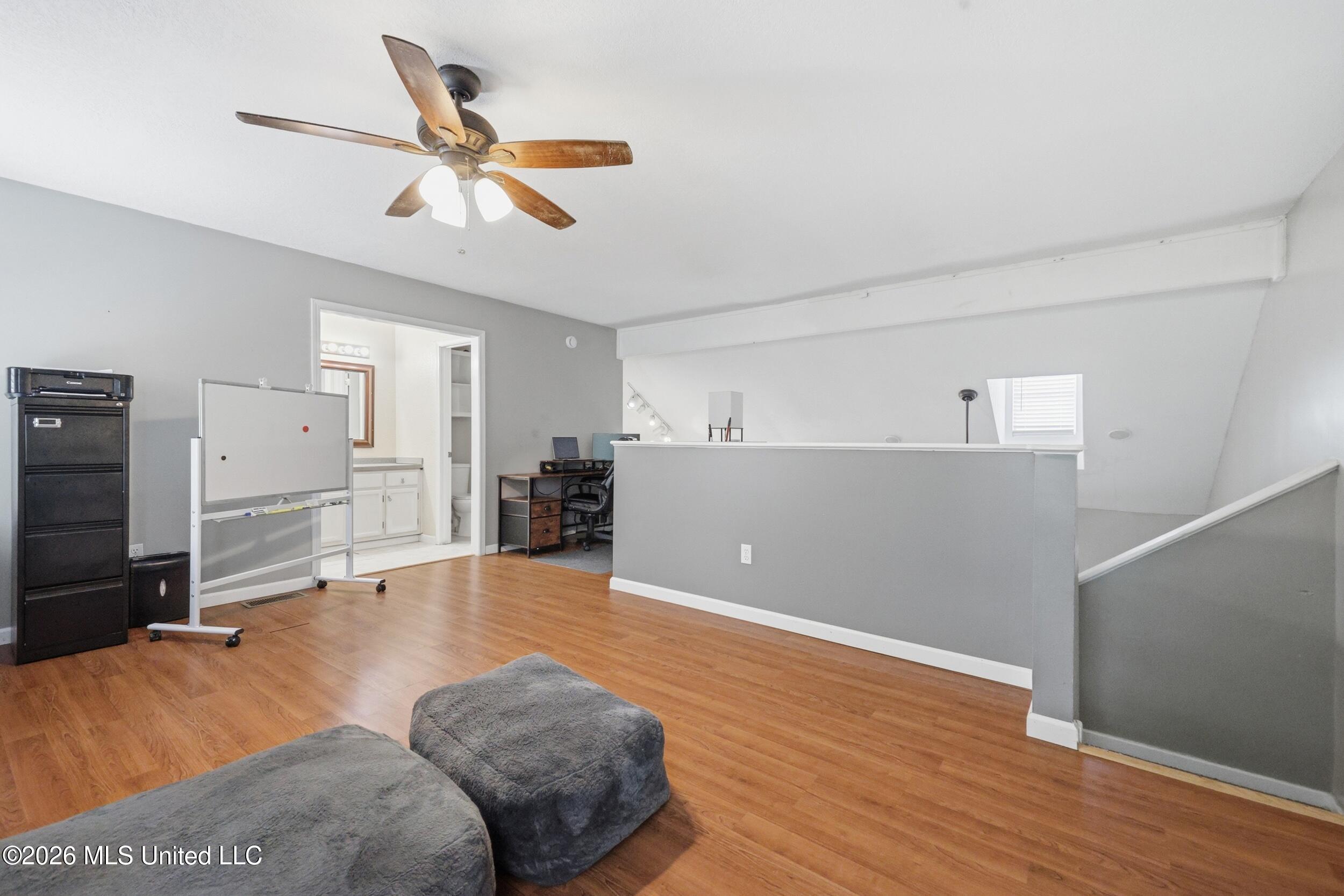 13425 Windridge Drive Property Photo 31