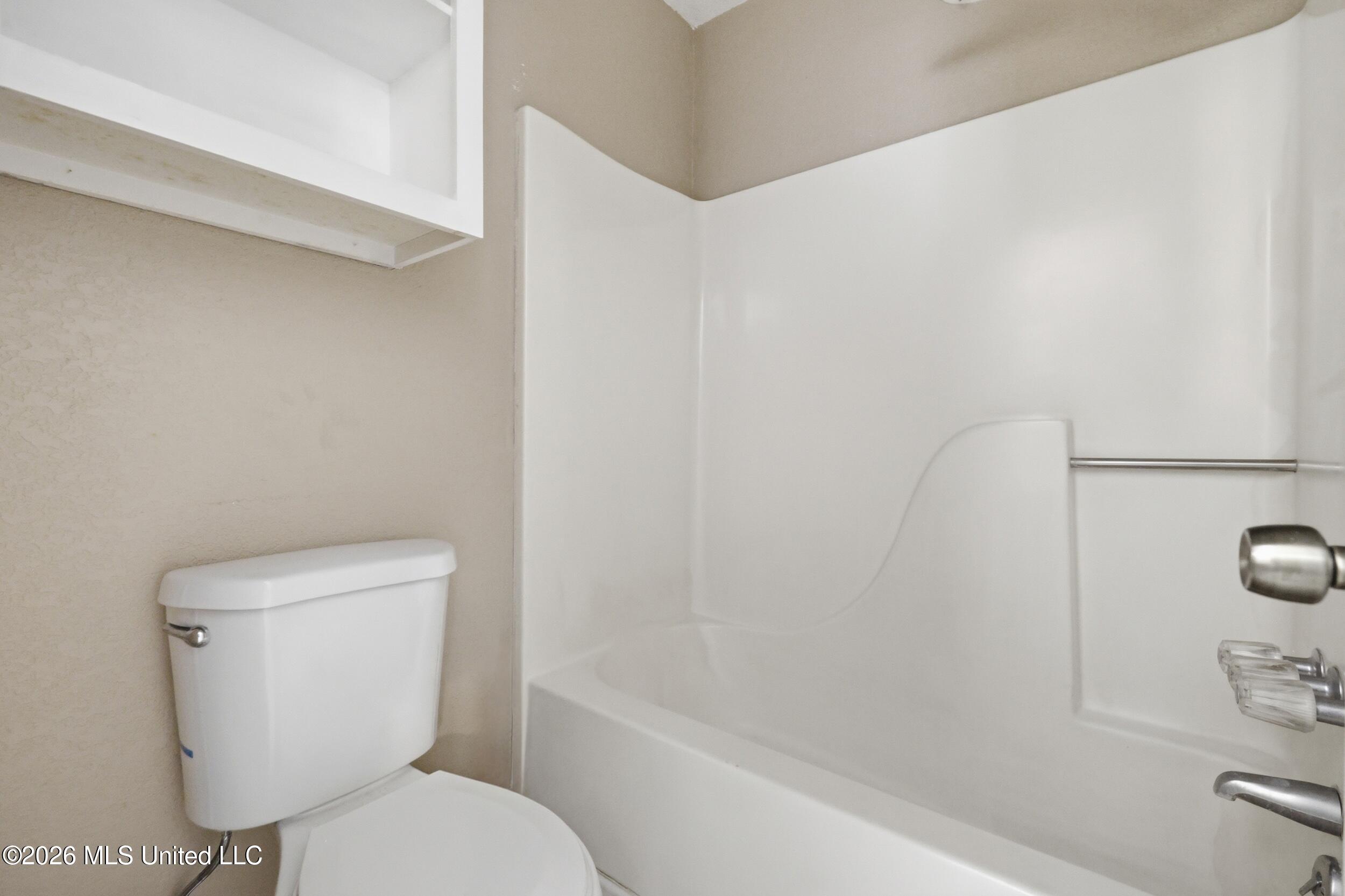 13425 Windridge Drive Property Photo 40