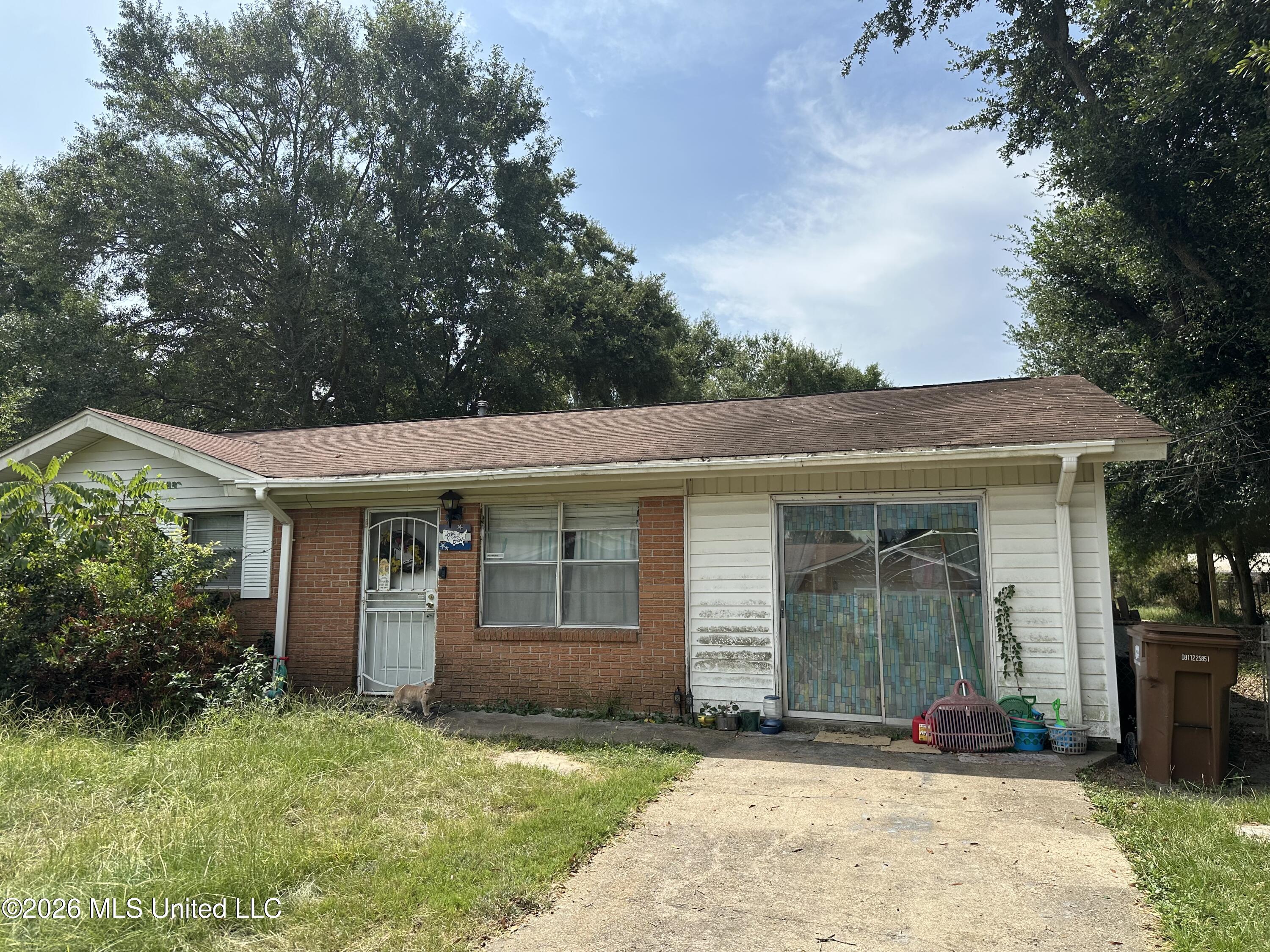 2191 Sherwood Place Property Photo 1