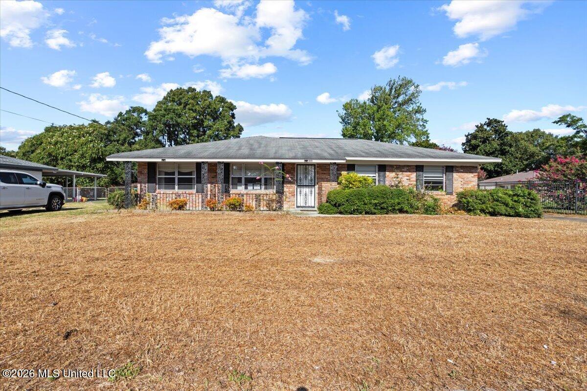 1011 Anniston Avenue Property Photo 1
