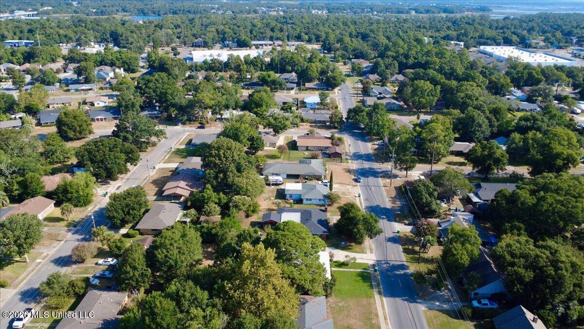 1011 Anniston Avenue Property Photo 9