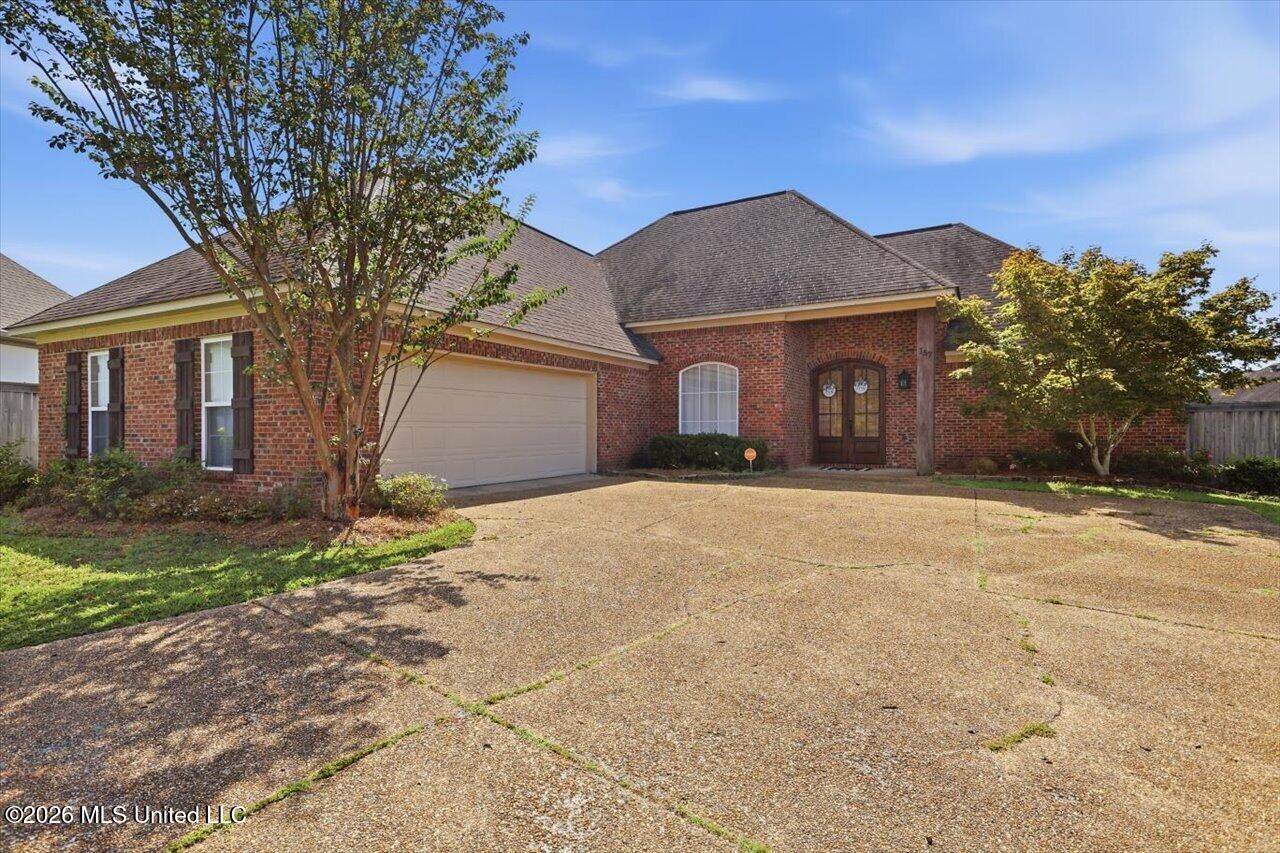157 Provonce Park Property Photo 3