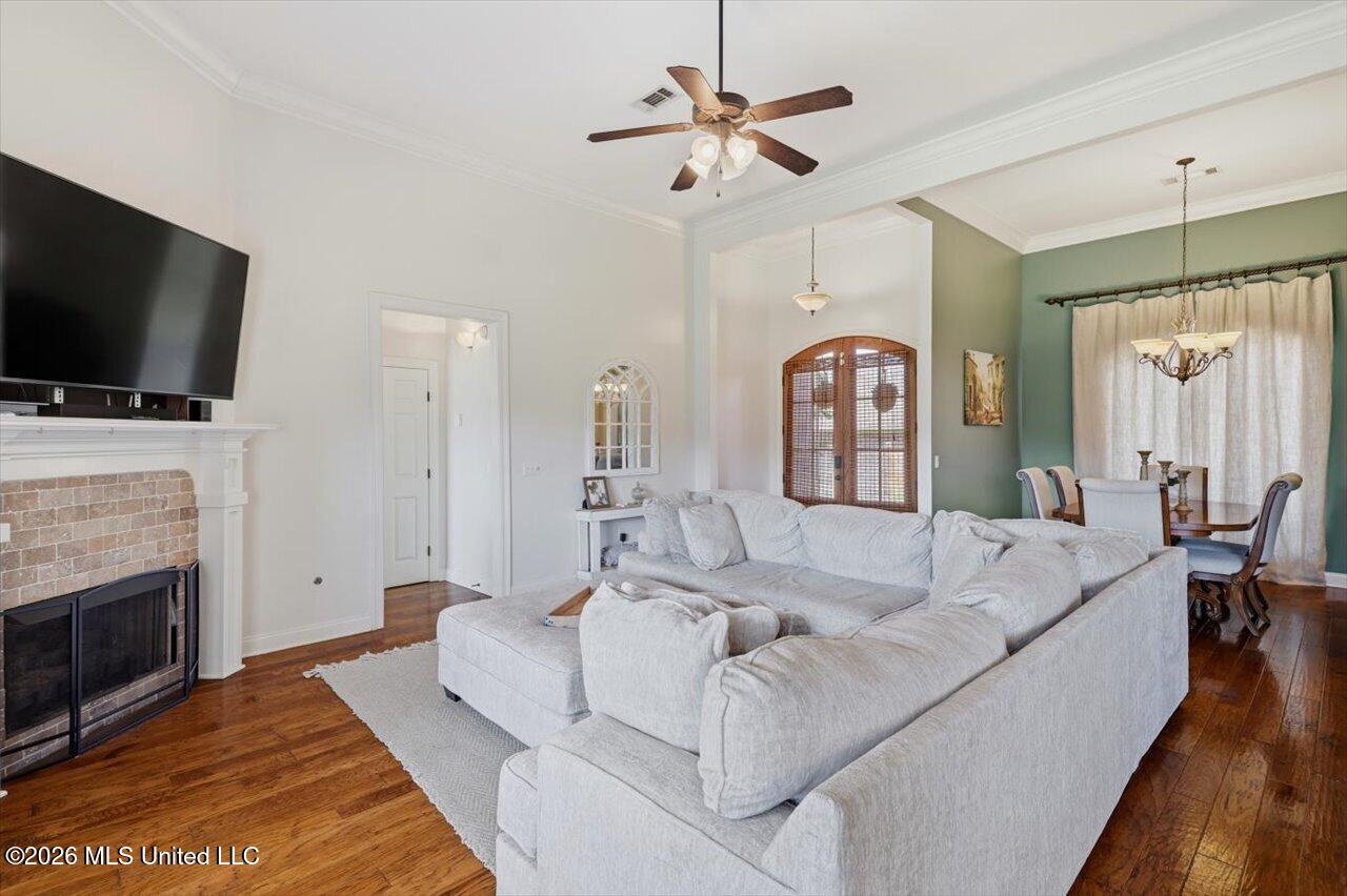 157 Provonce Park Property Photo 8