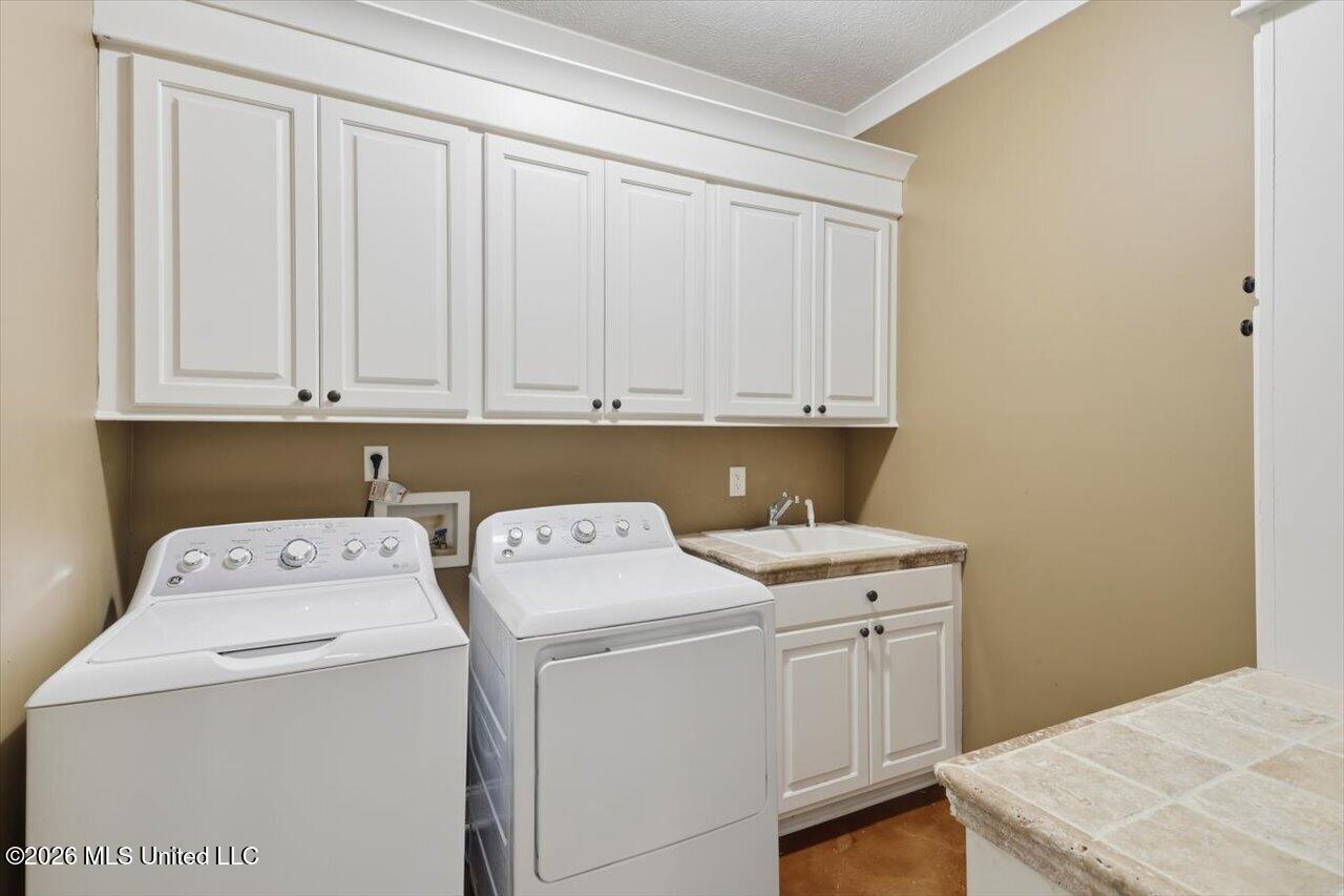 157 Provonce Park Property Photo 18