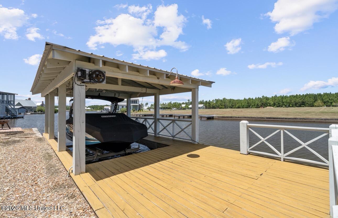 27 Channelside Property Photo 17
