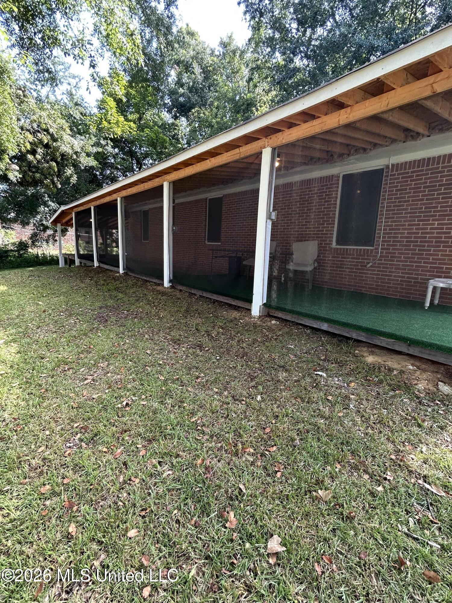 404 Evergreen Drive Property Photo 13