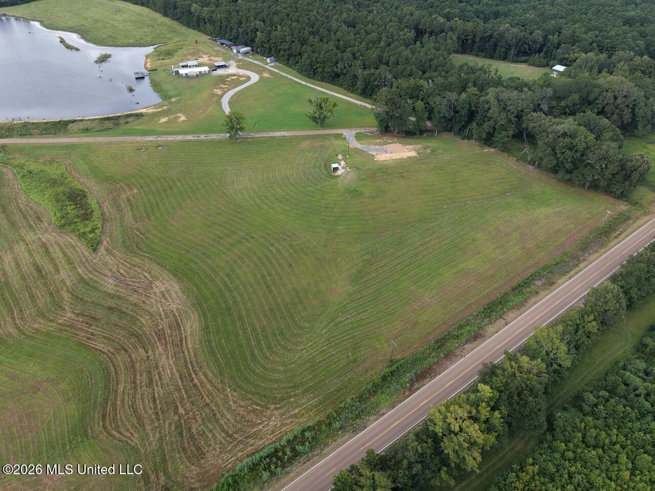 8066 Old Highway 24 Property Photo 2