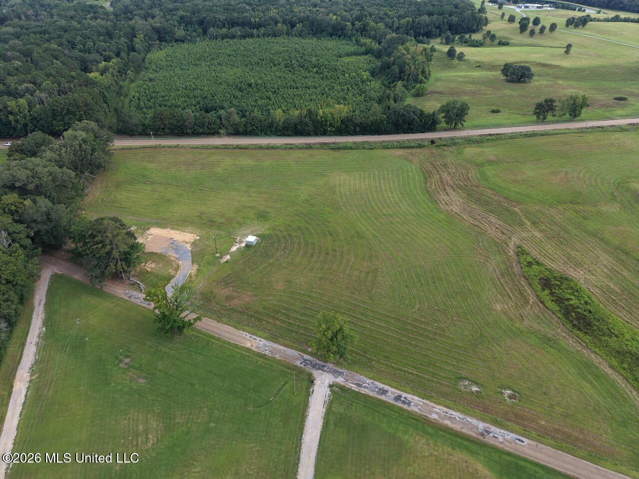 8066 Old Highway 24 Property Photo 4