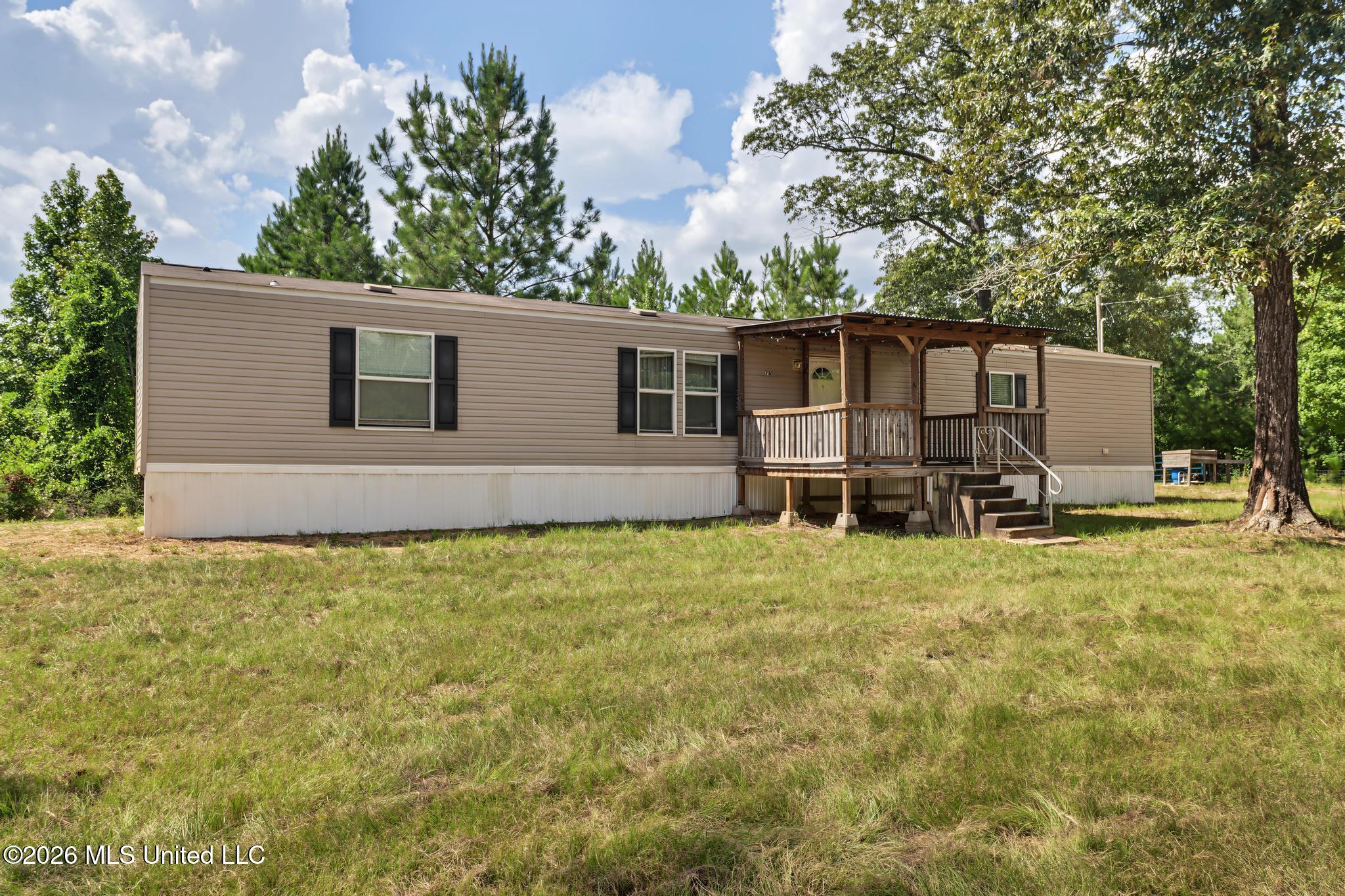 78 B K P Bolling Road Property Photo 2