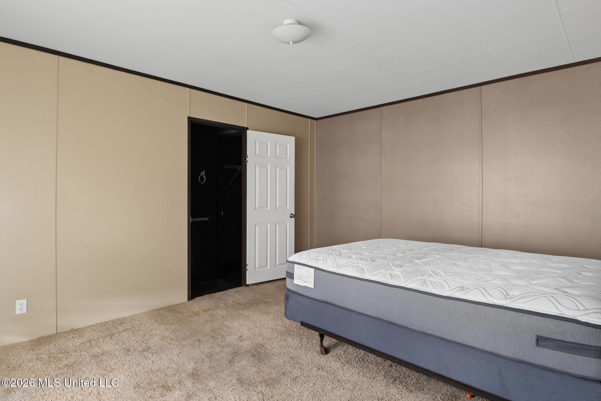 78 B K P Bolling Road Property Photo 10