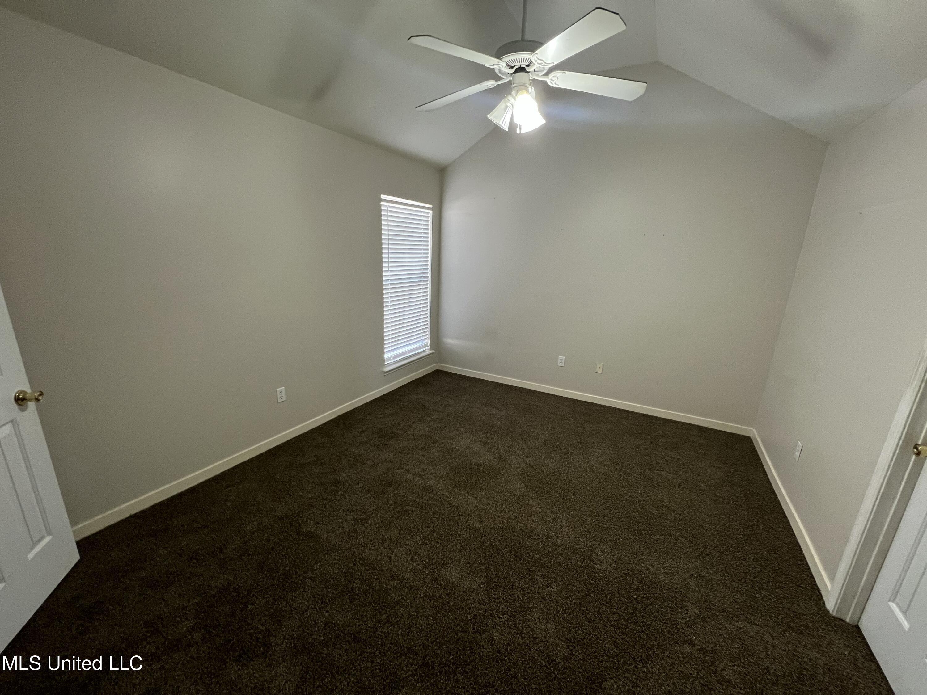2001 Windchase Circle Property Photo 11