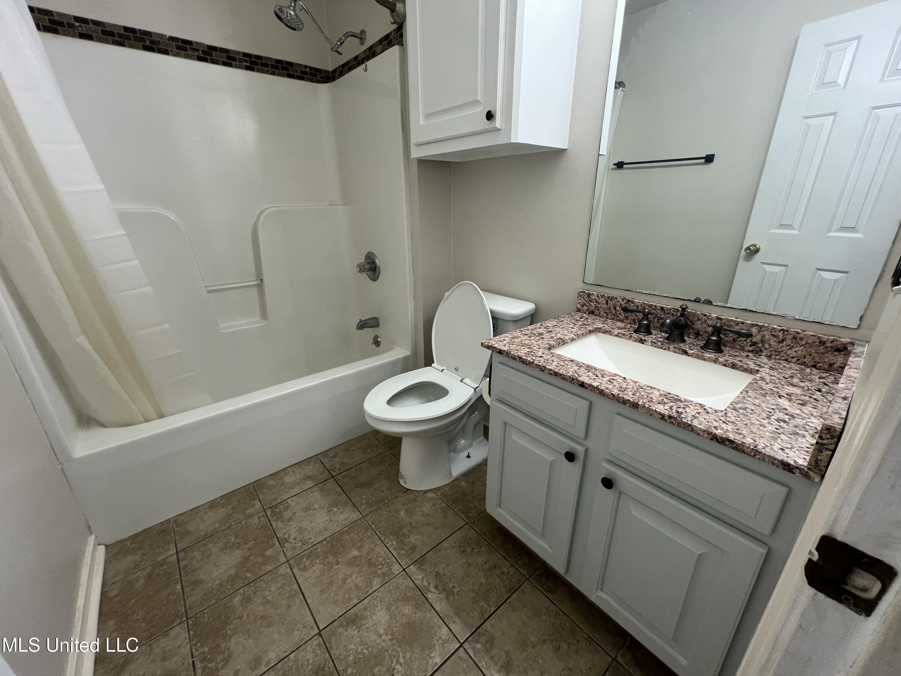 2001 Windchase Circle Property Photo 17