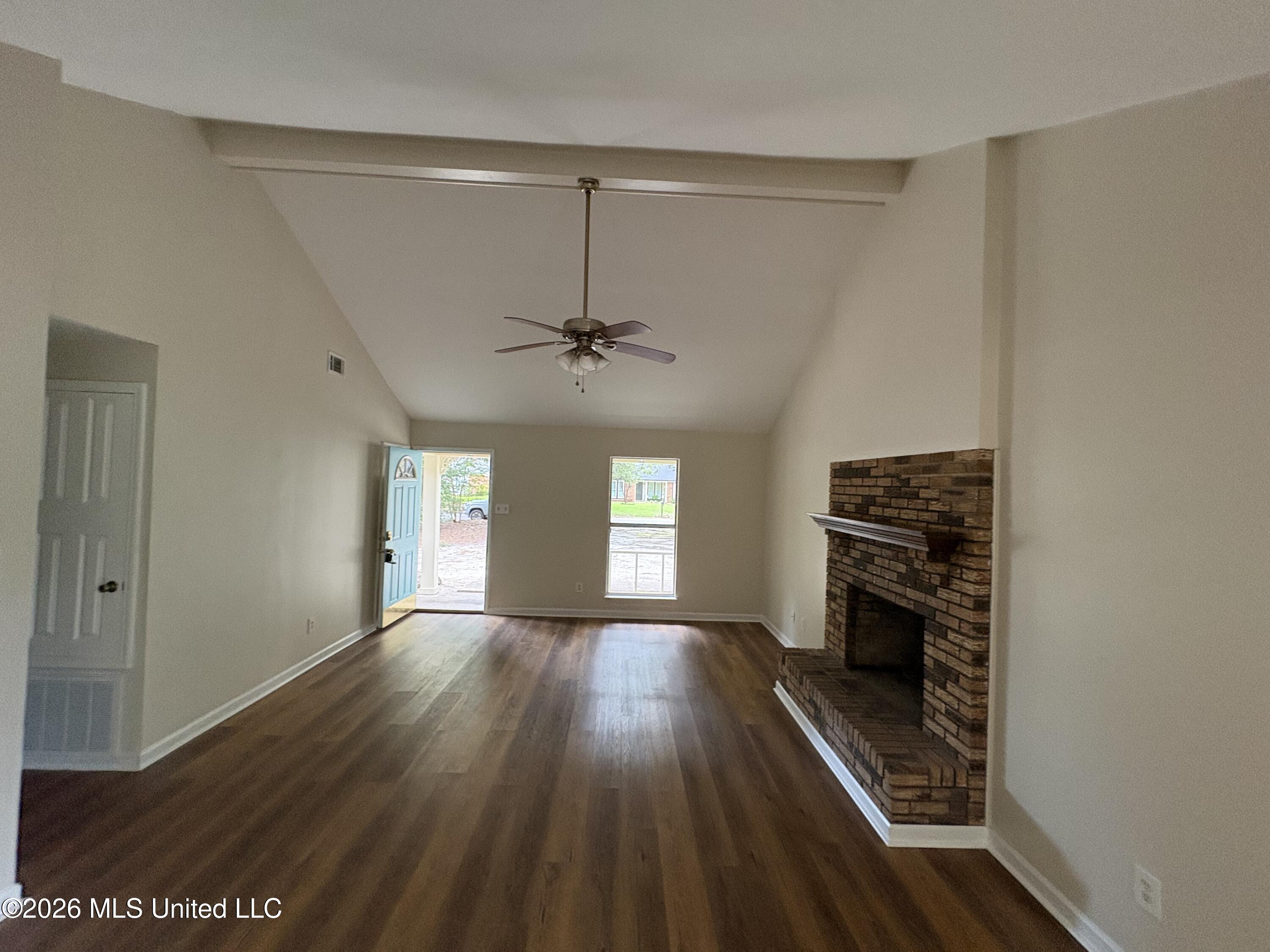 6921 Red Bud Lane Property Photo 4