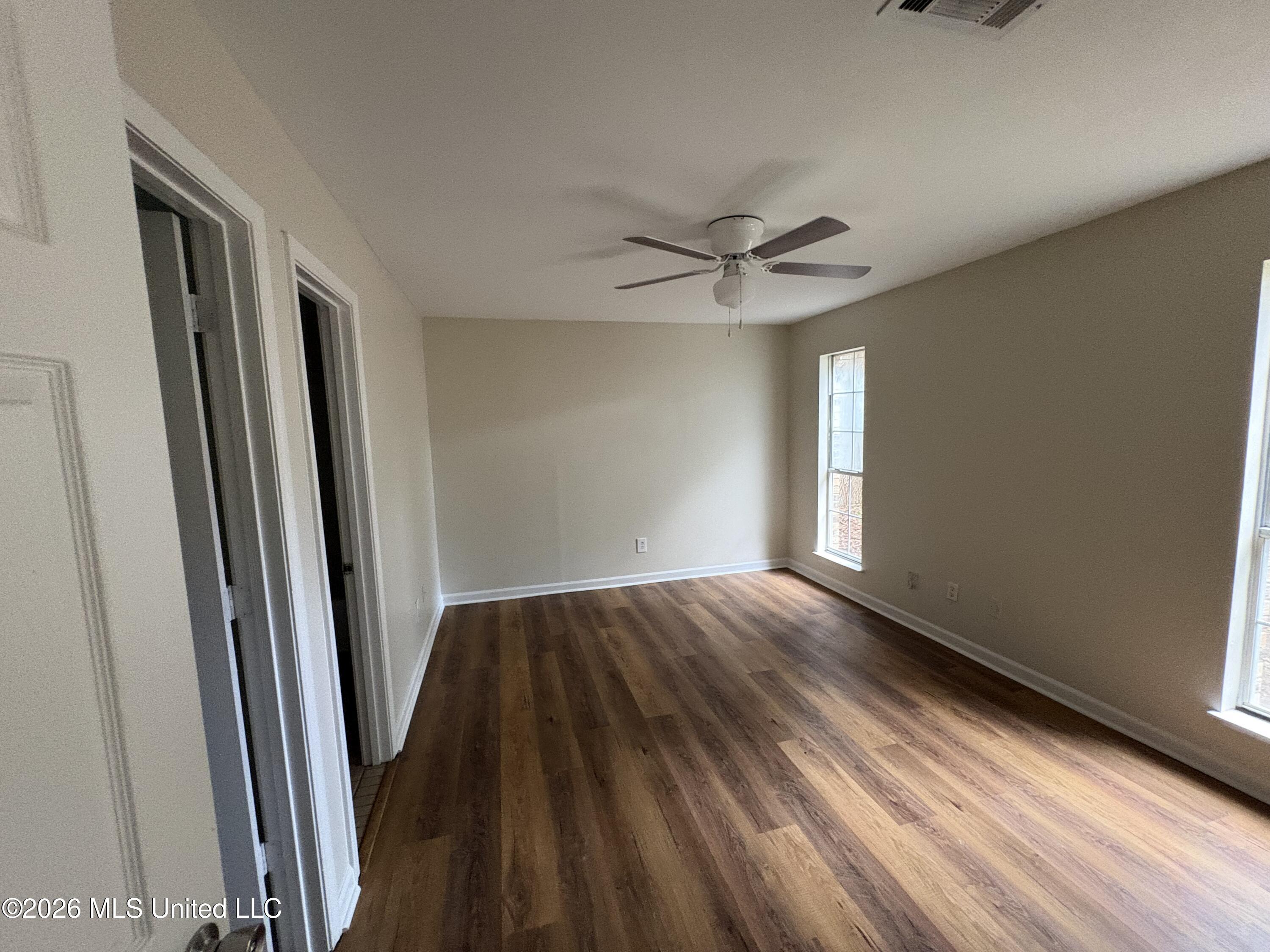 6921 Red Bud Lane Property Photo 11