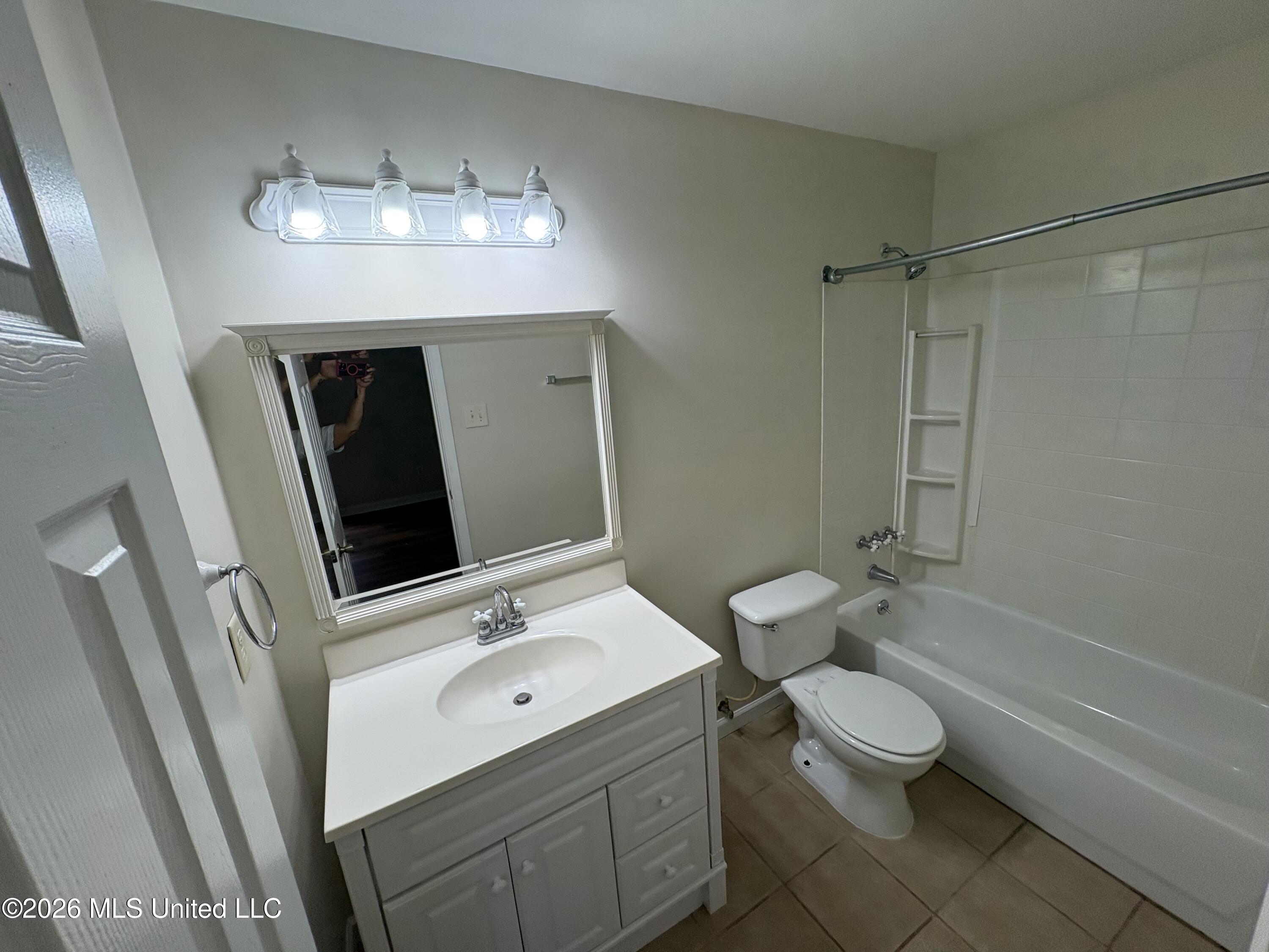 6921 Red Bud Lane Property Photo 22