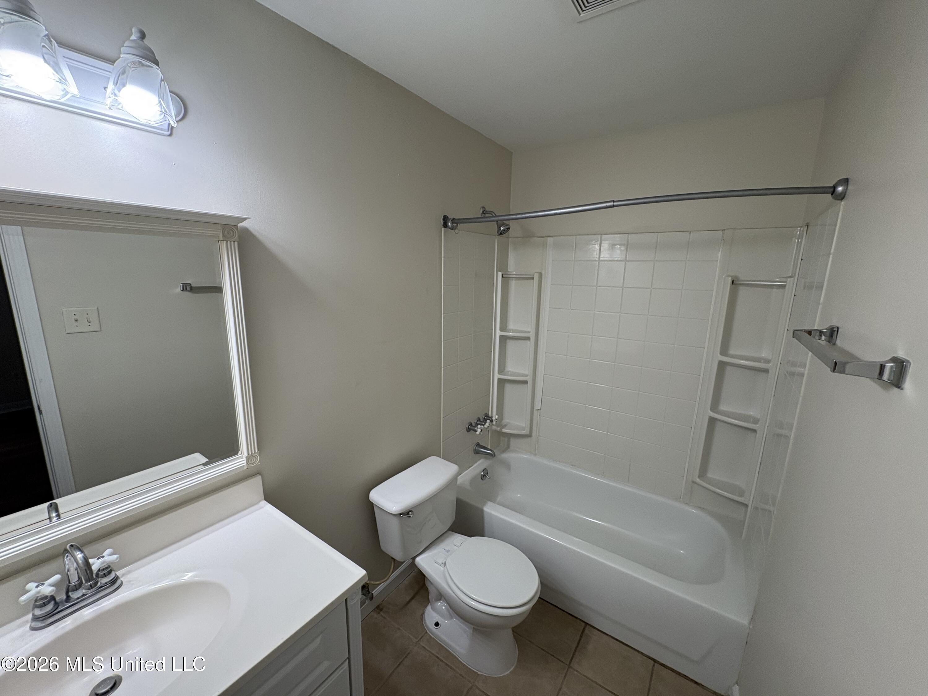 6921 Red Bud Lane Property Photo 23