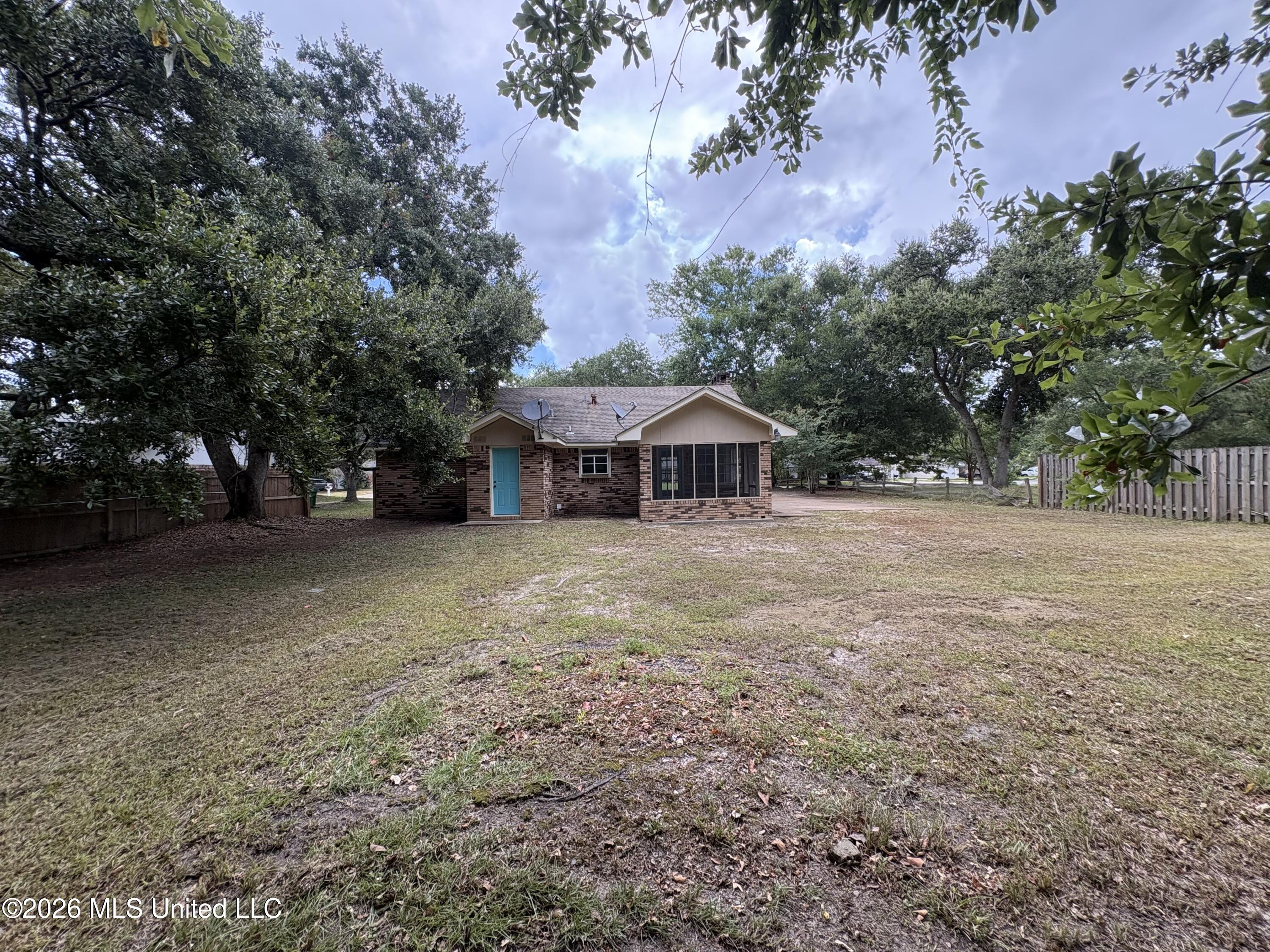 6921 Red Bud Lane Property Photo 31