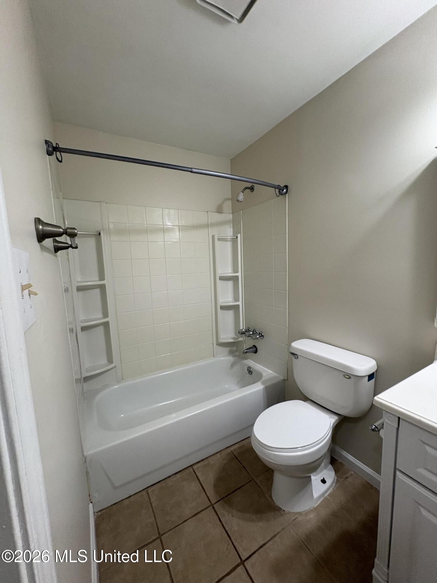 6921 Red Bud Lane Property Photo 37