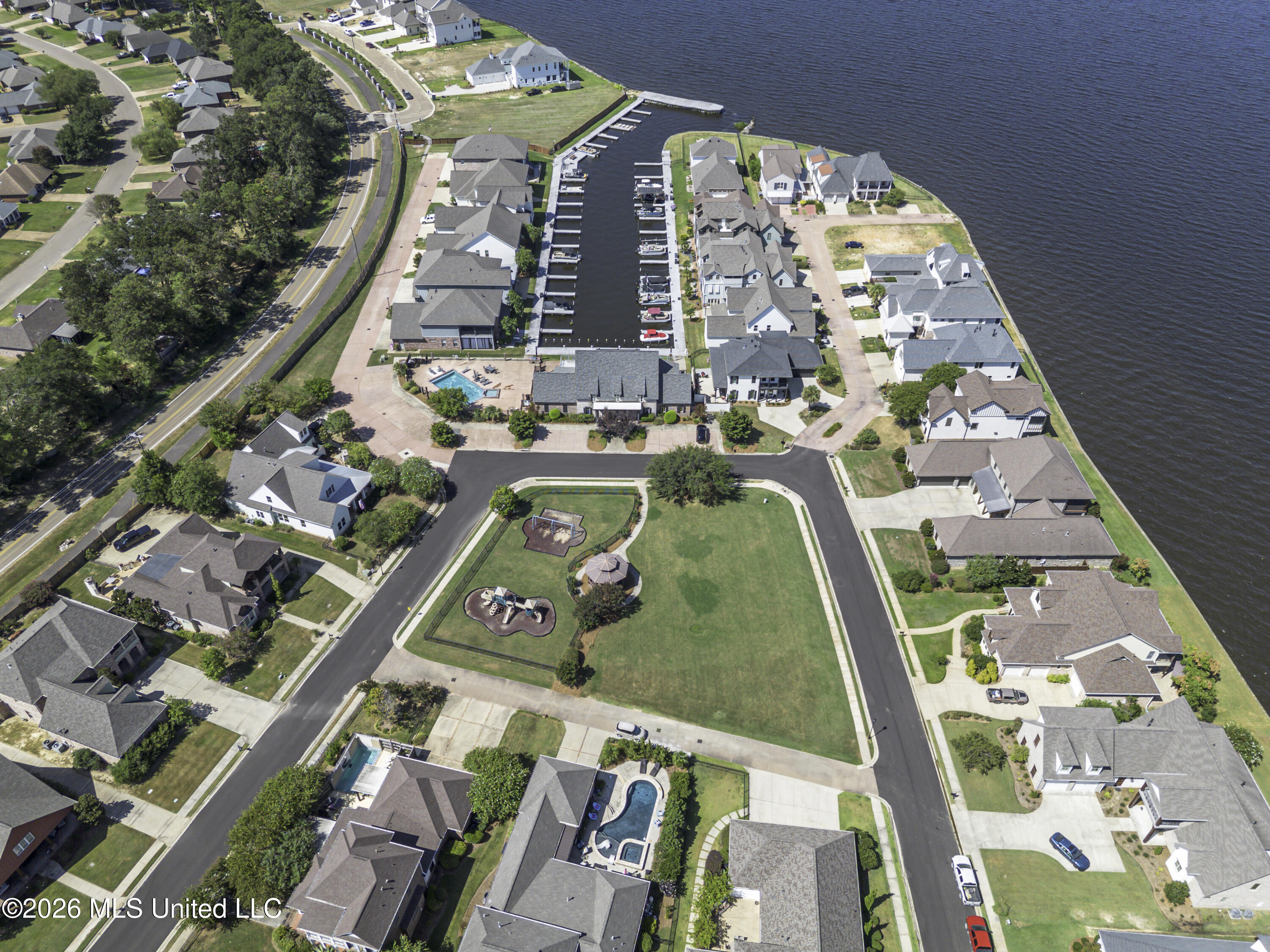 1002 Crepe Myrtle Drive Property Photo 35