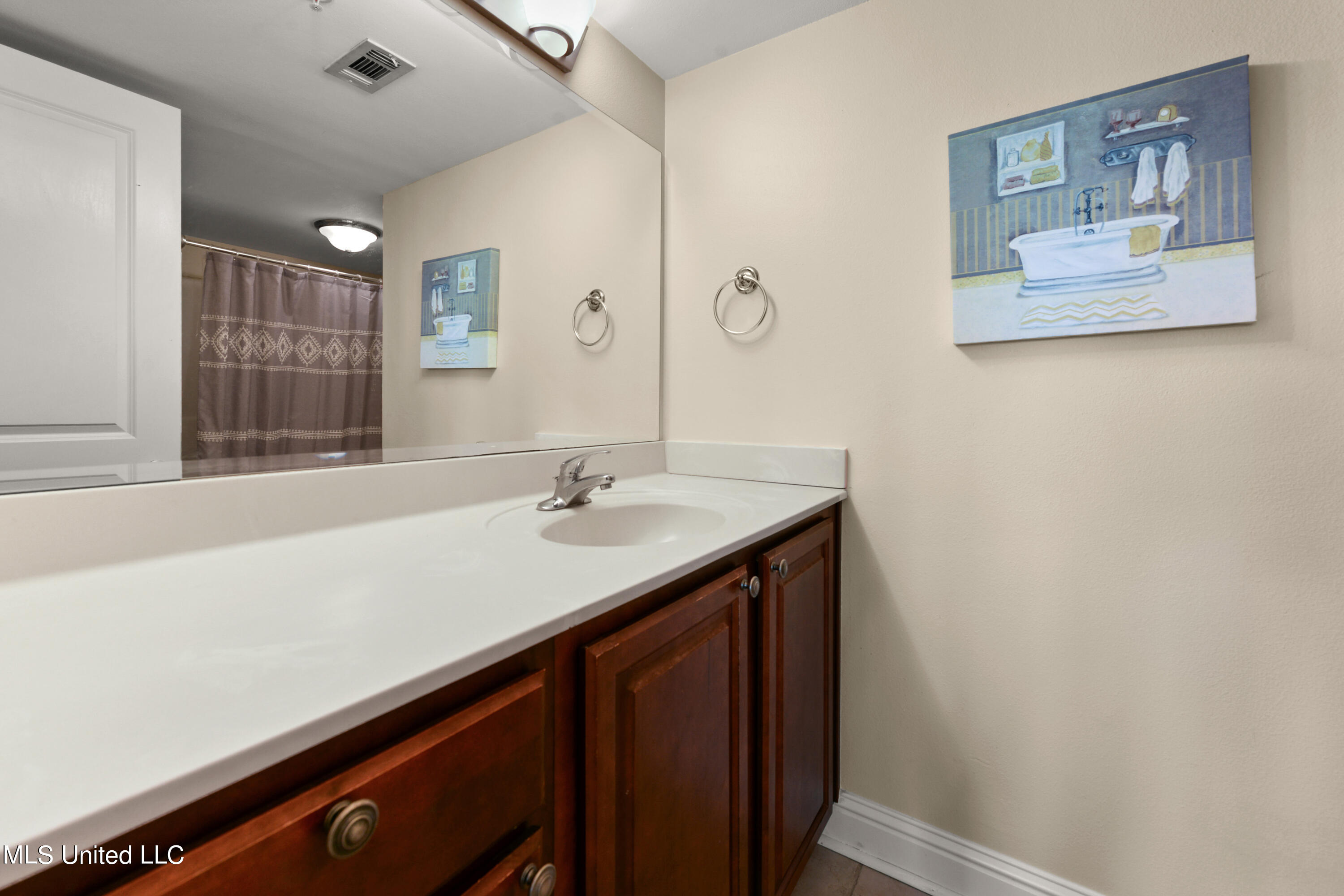 502 Beach Boulevard Property Photo 15