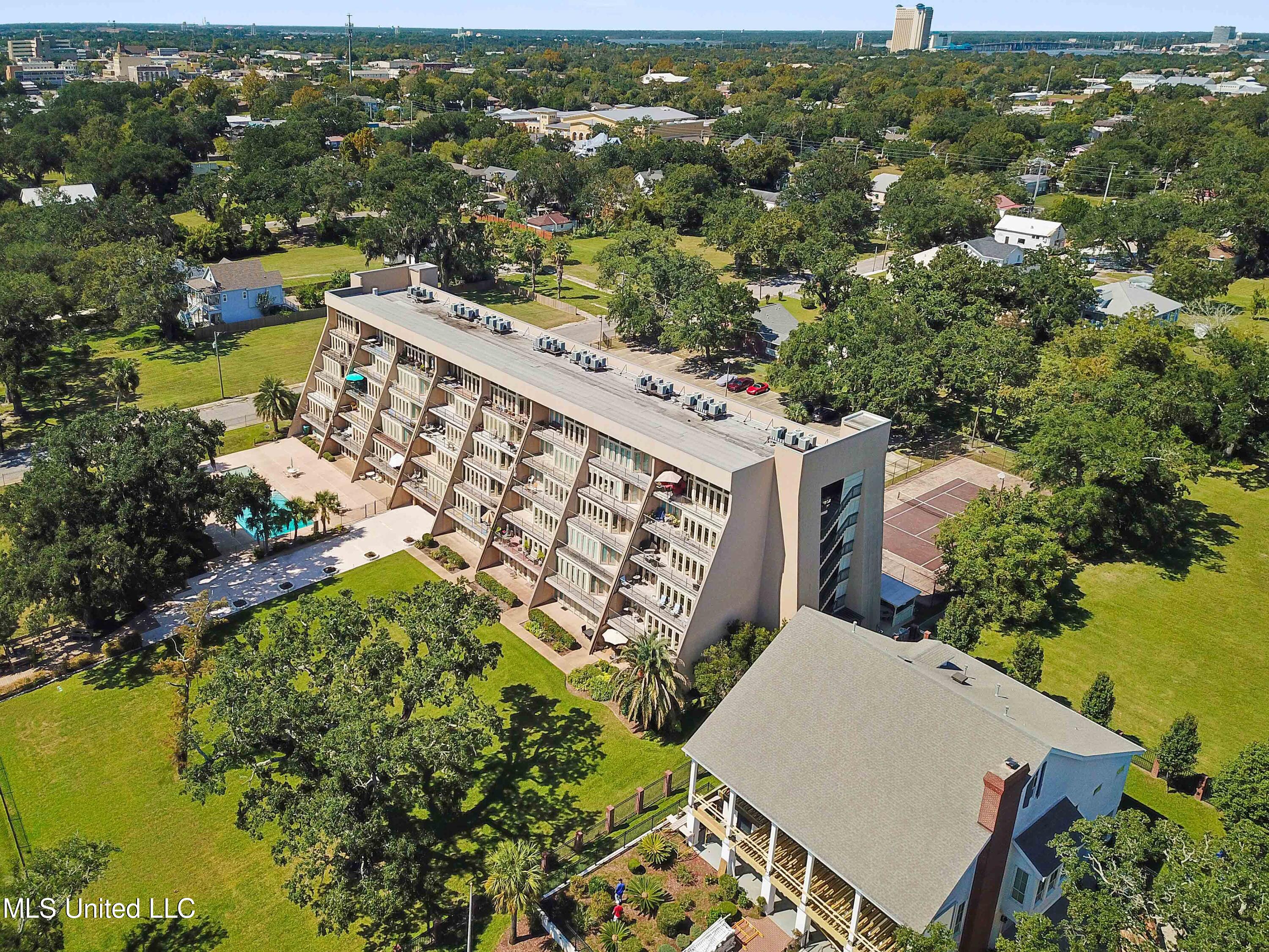 502 Beach Boulevard Property Photo 20