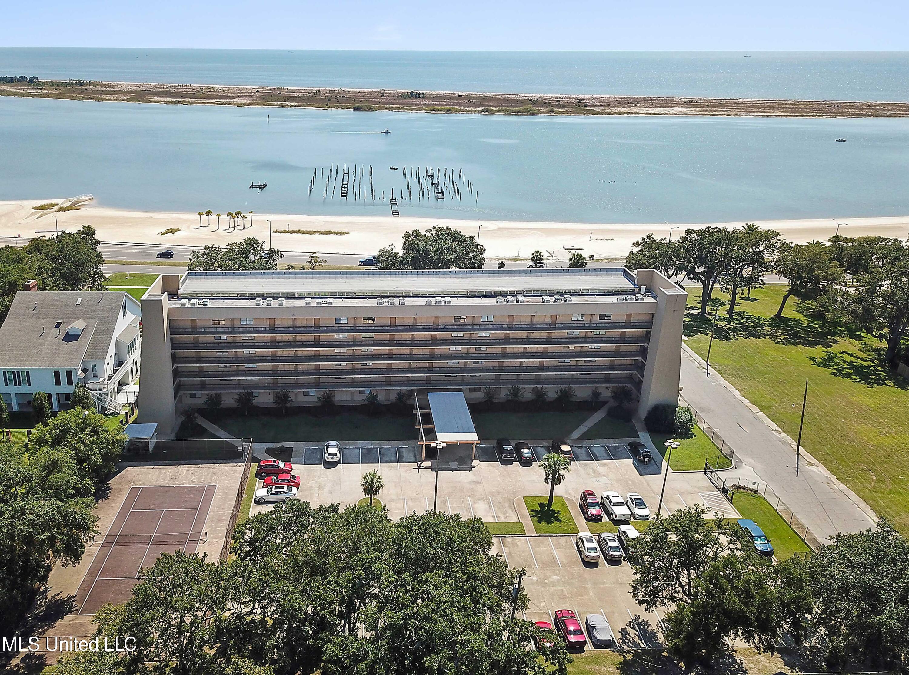 502 Beach Boulevard Property Photo 22