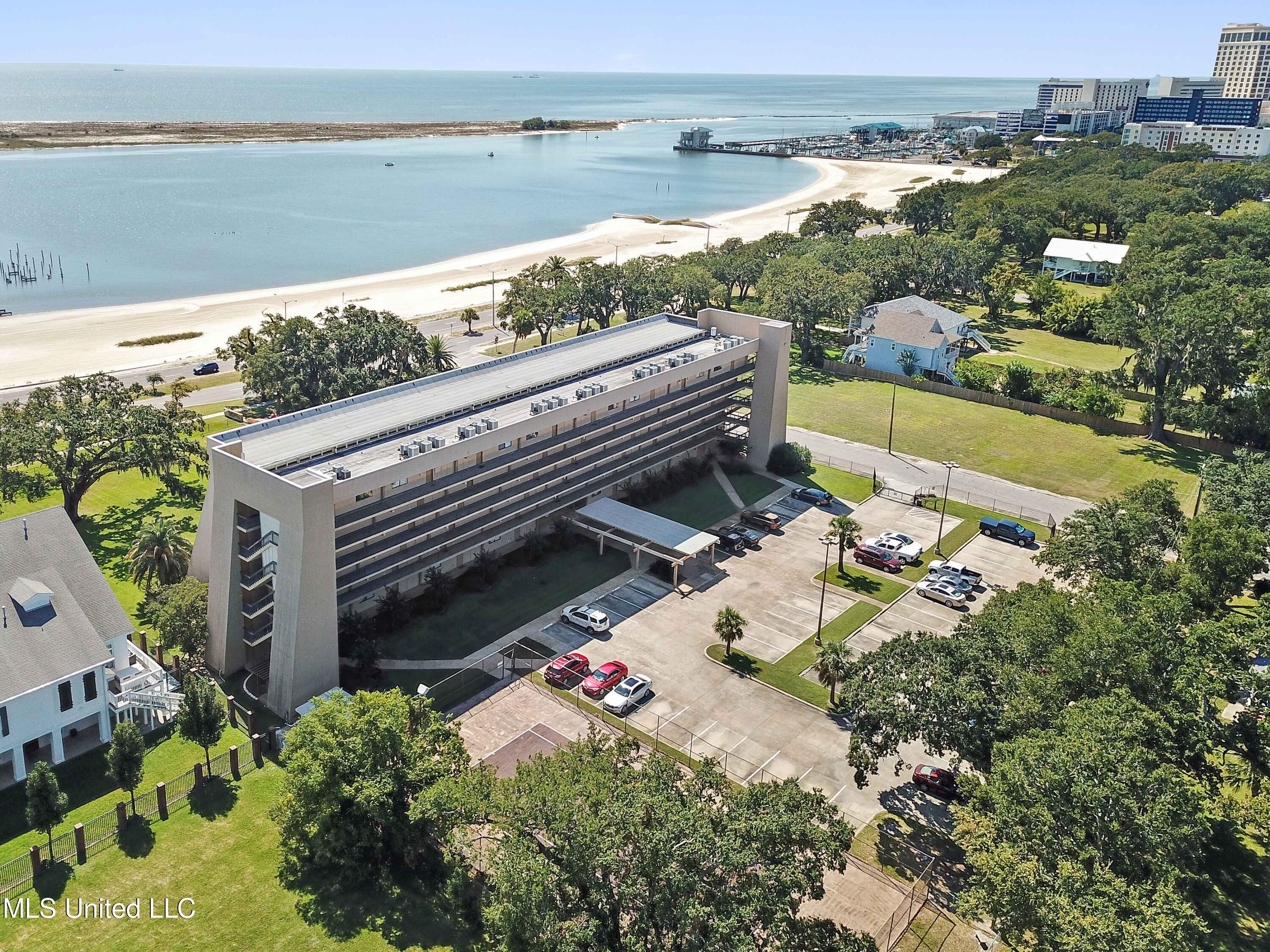 502 Beach Boulevard Property Photo 23