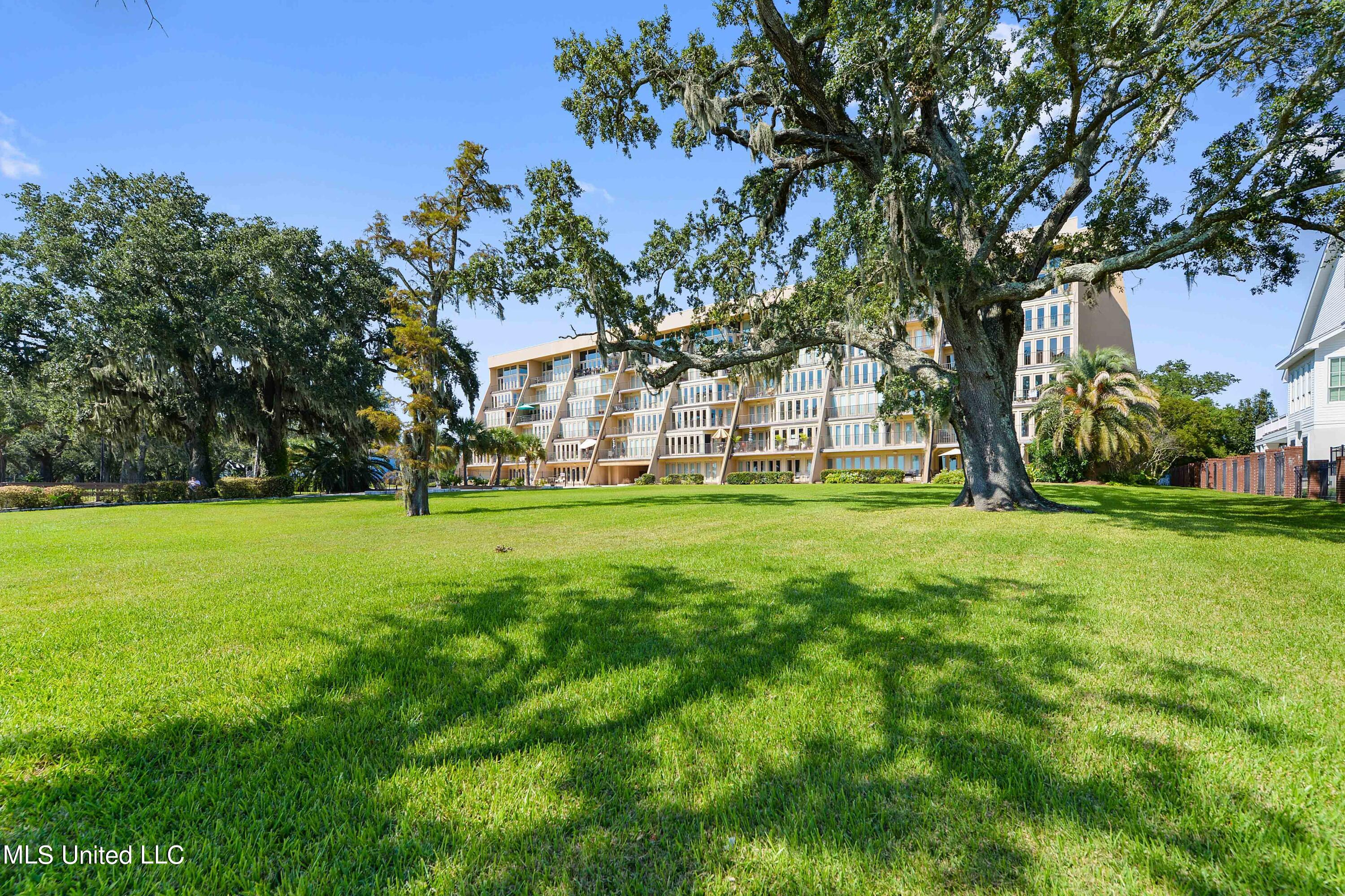 502 Beach Boulevard Property Photo 26