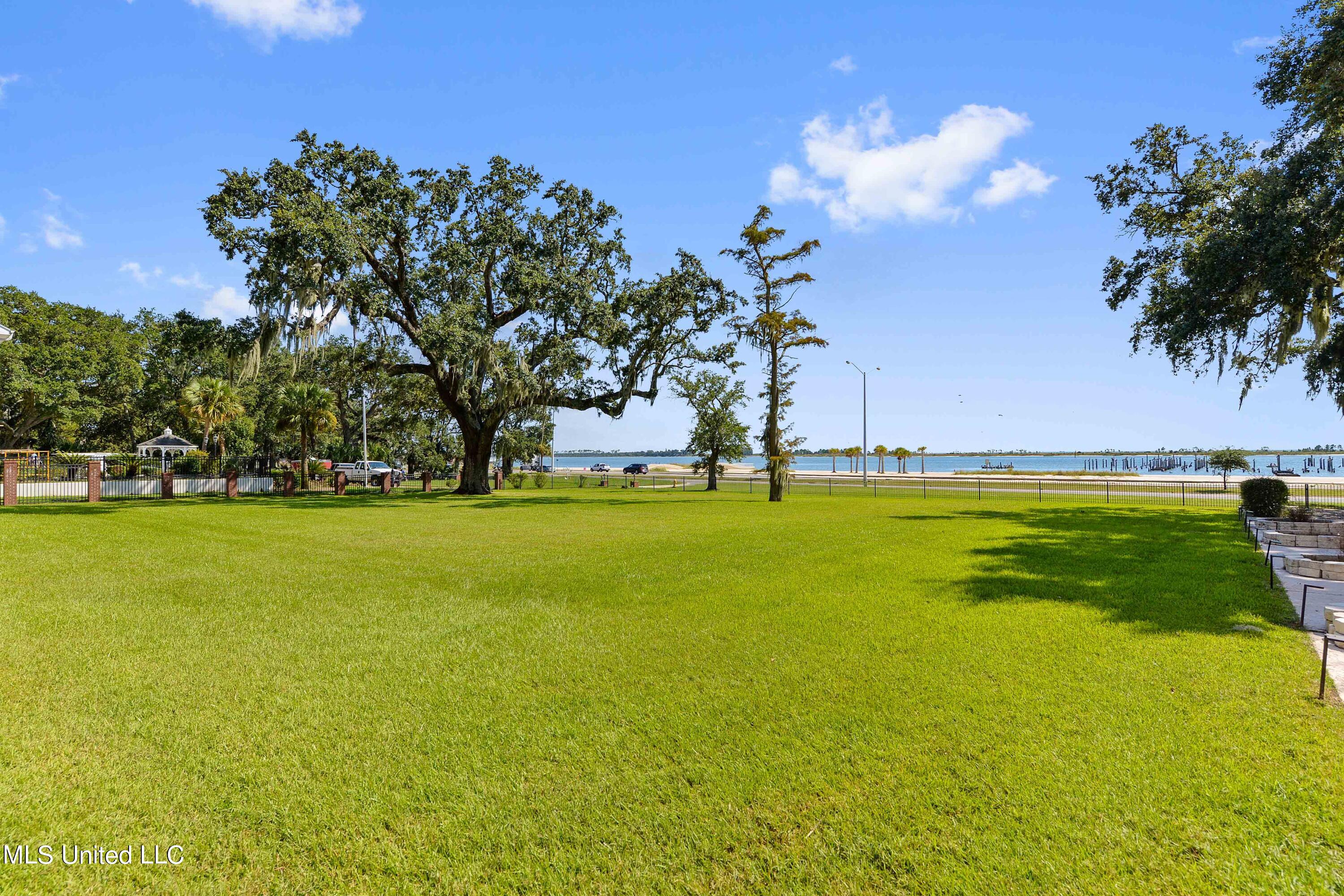 502 Beach Boulevard Property Photo 35