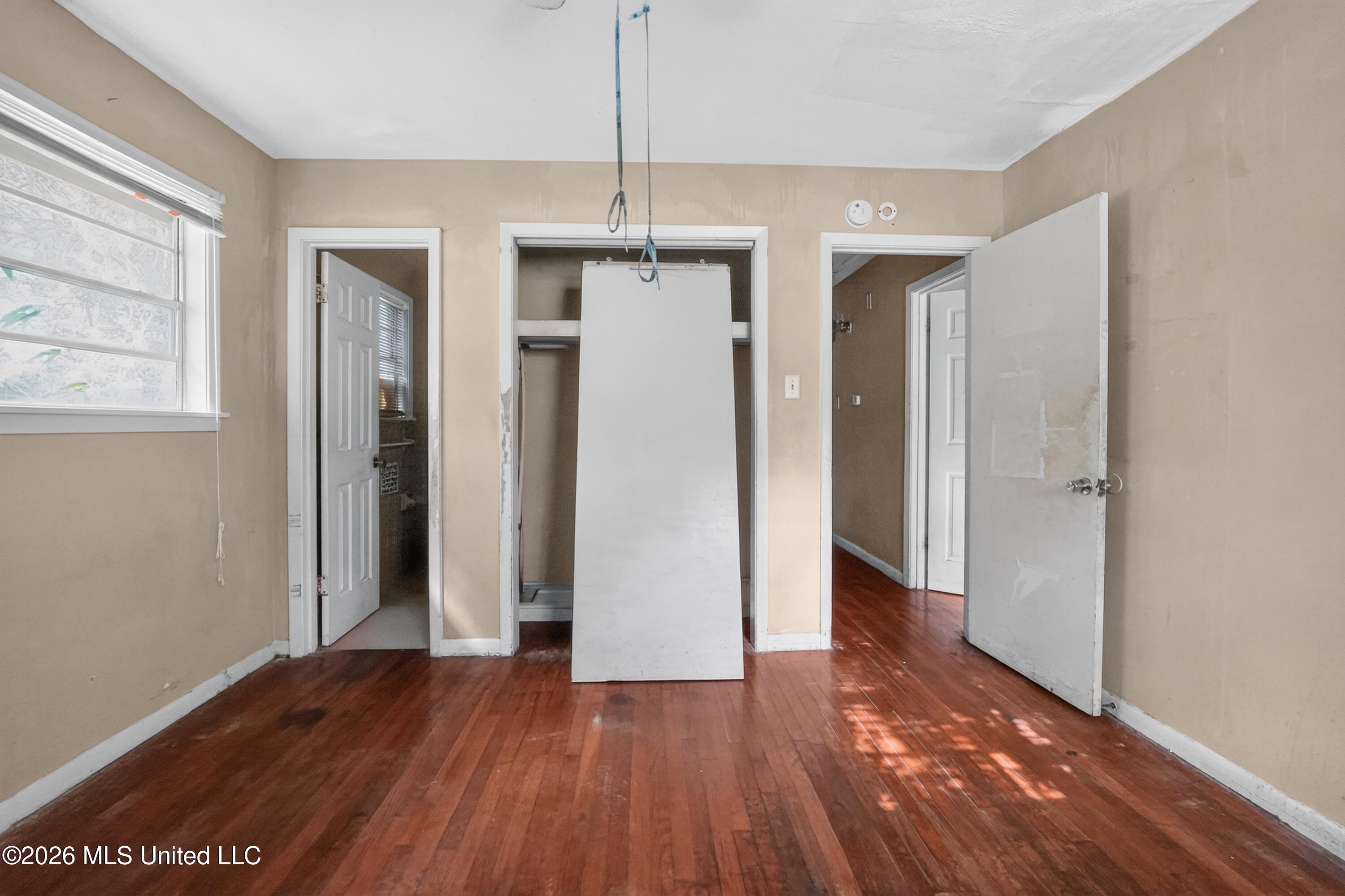 1023 Garden Park Drive Property Photo 10