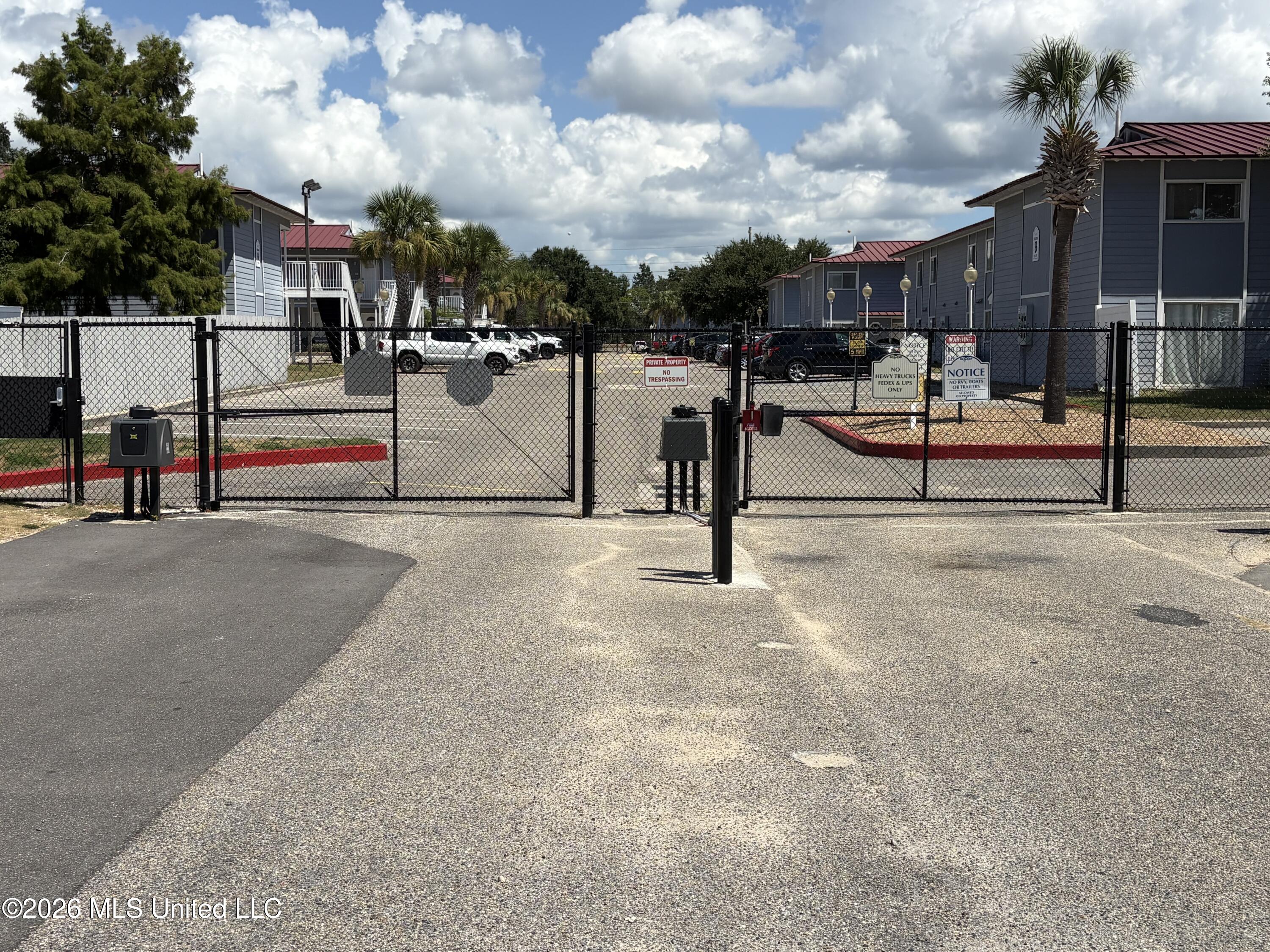 1664 Beach Boulevard Property Photo 11
