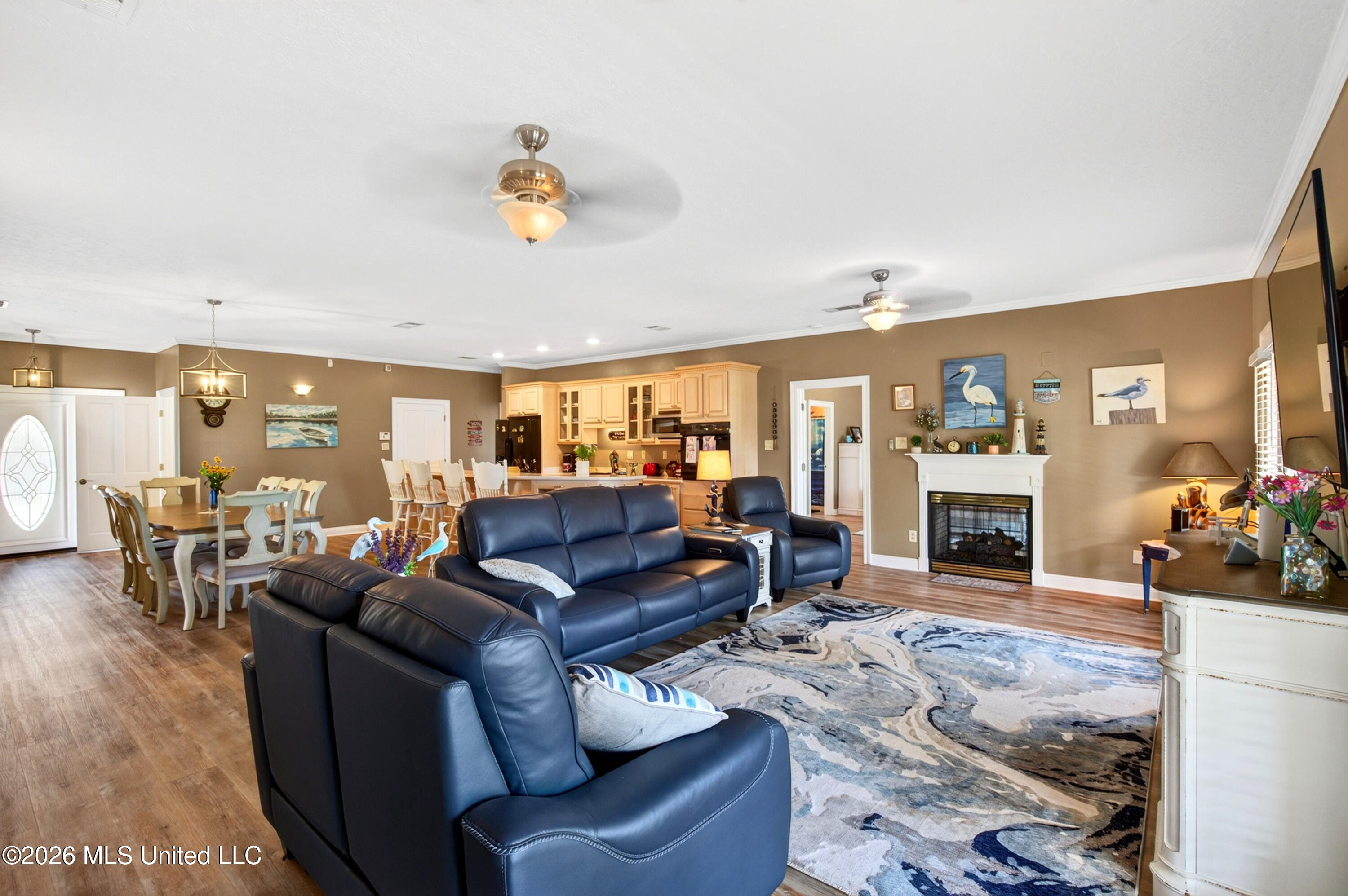701 S Hill Court Property Photo 10