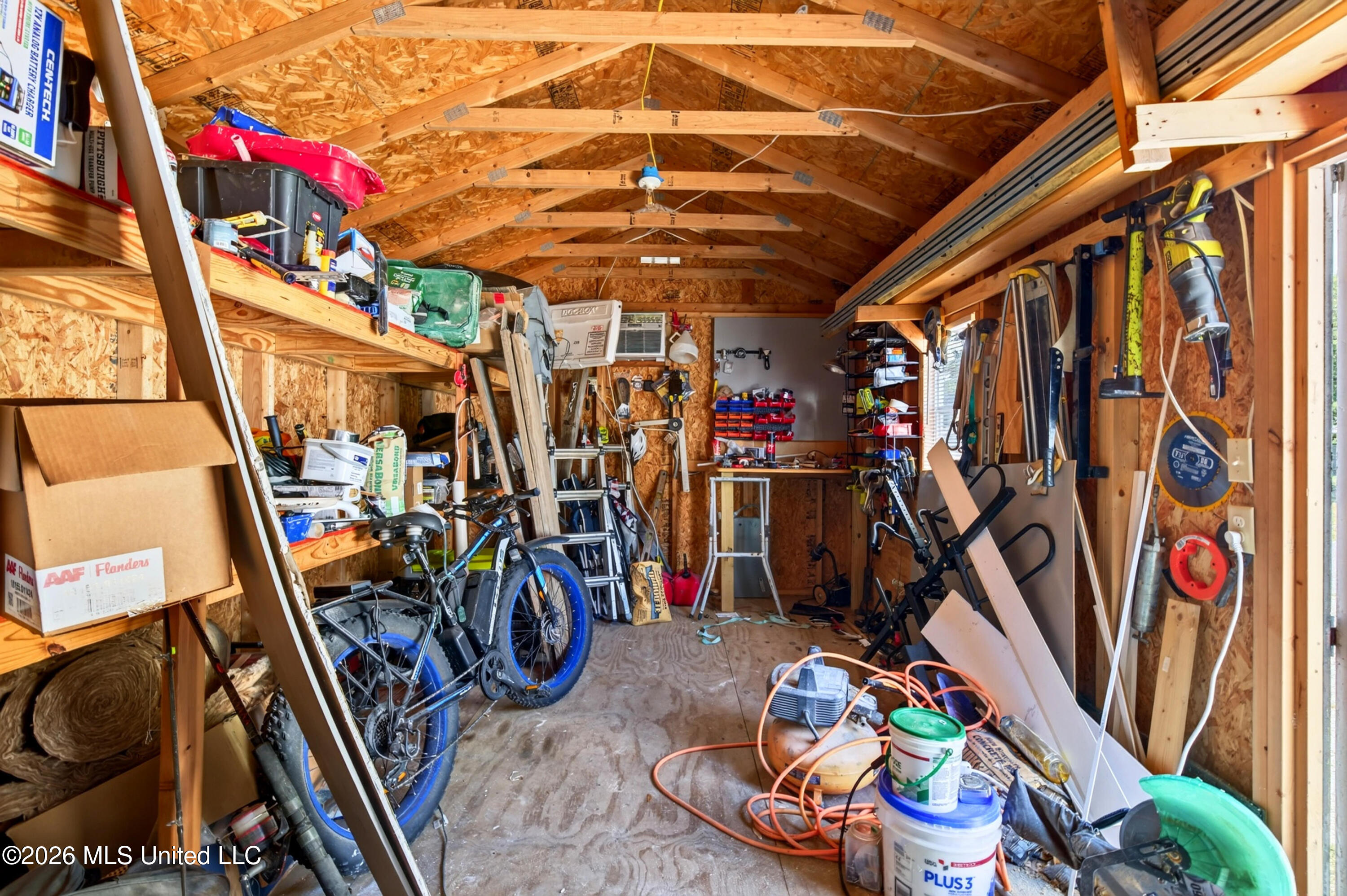 701 S Hill Court Property Photo 44