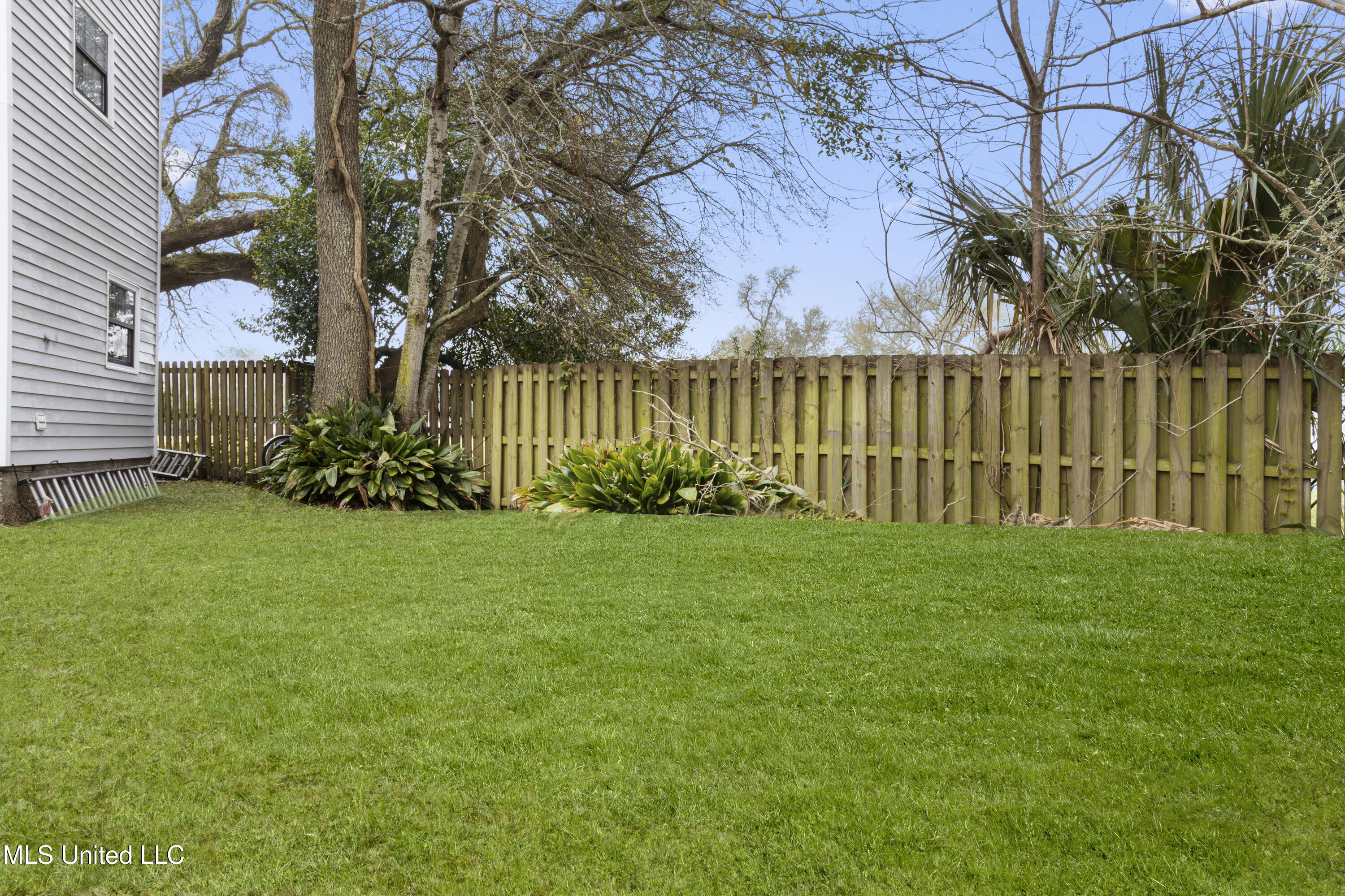 255 E Scenic Drive Property Photo 29