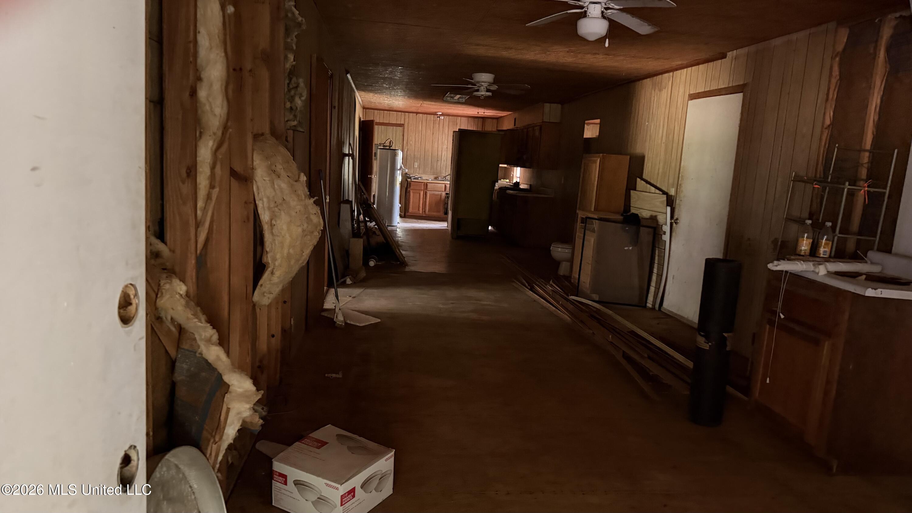 735 Seminole Avenue Property Photo 4