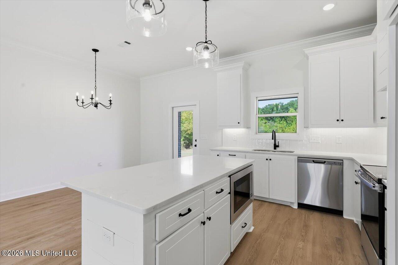 114 Newport Drive Property Photo 13