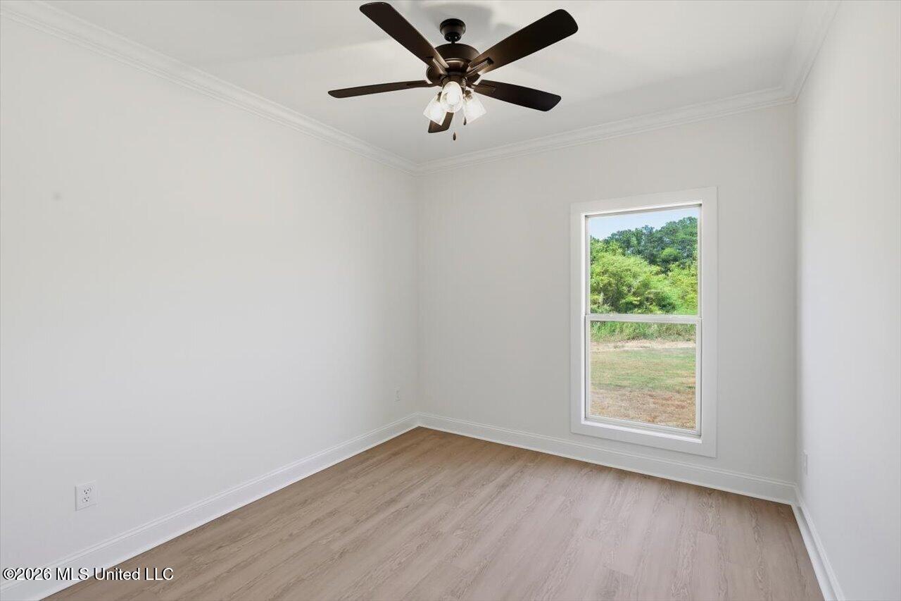 114 Newport Drive Property Photo 28