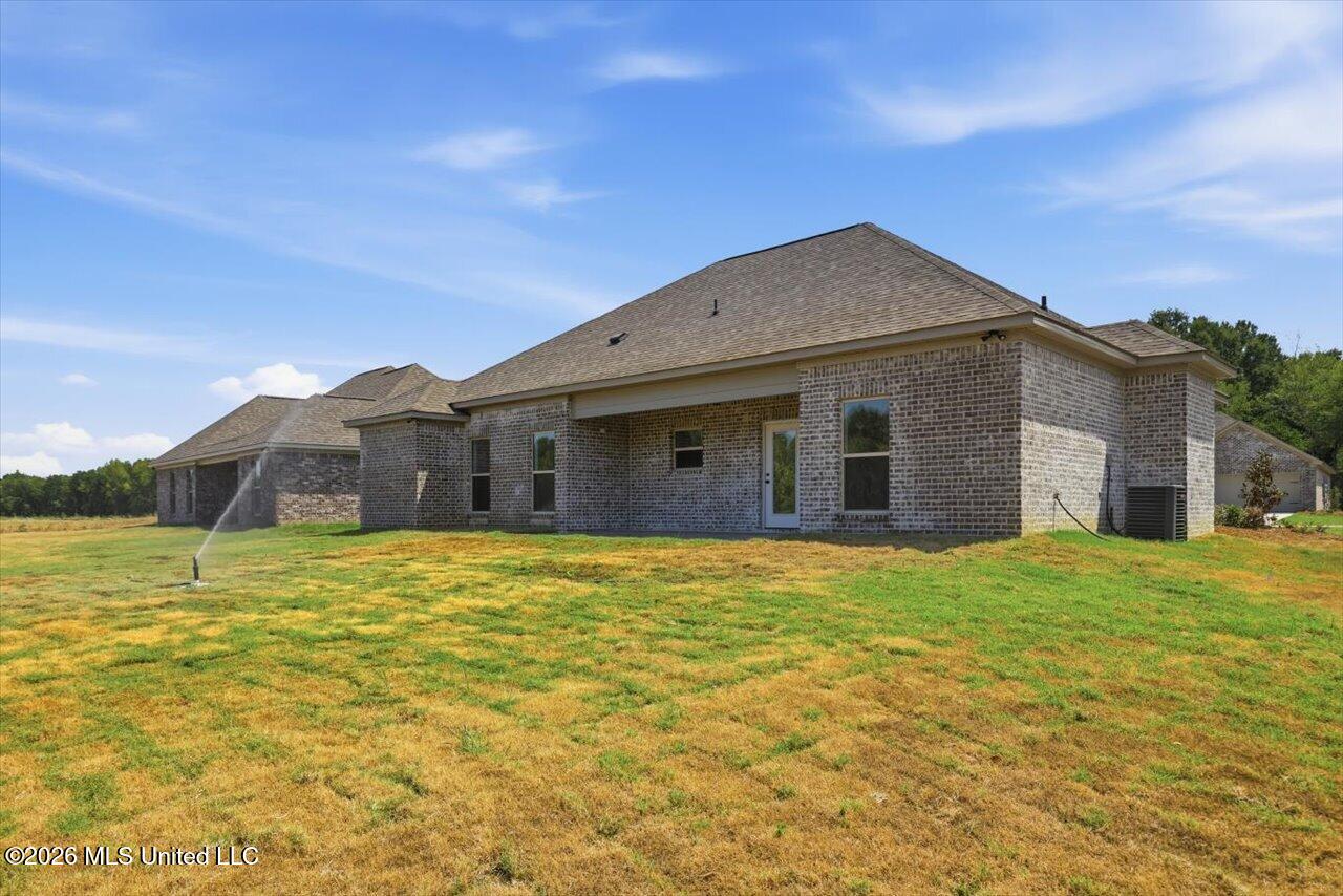 114 Newport Drive Property Photo 34