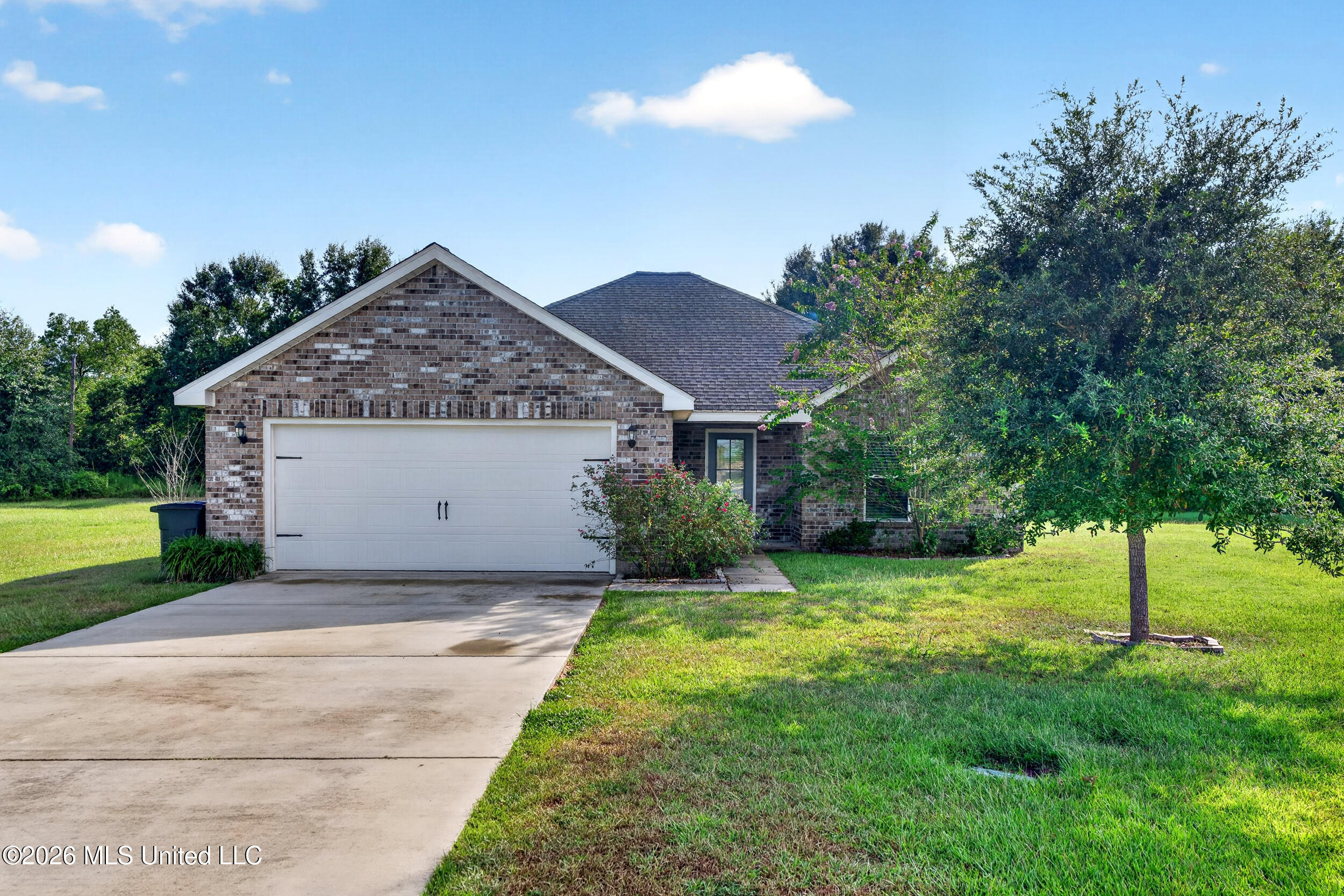5 Elk Court Property Photo 6