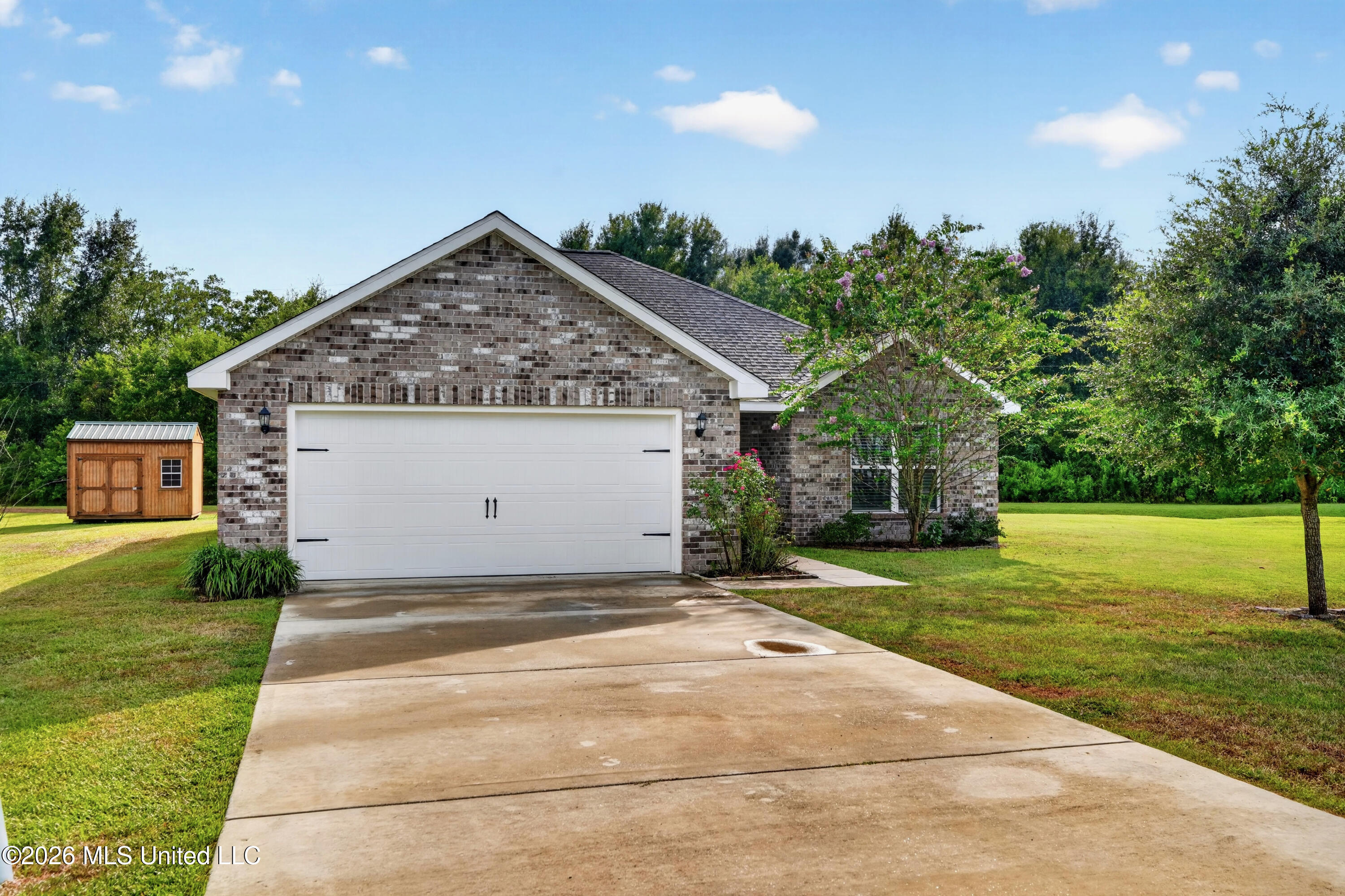 5 Elk Court Property Photo 10