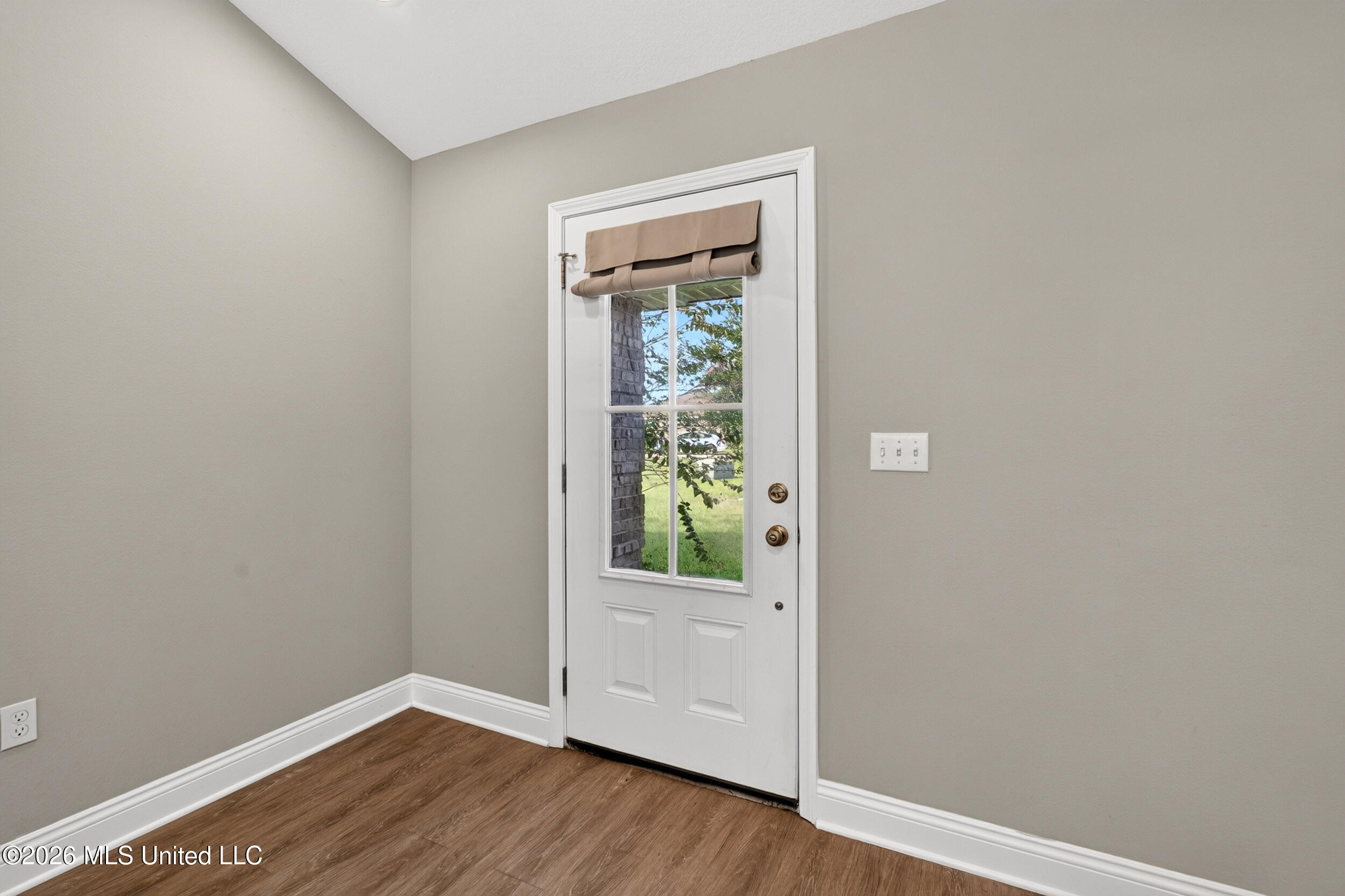 5 Elk Court Property Photo 13