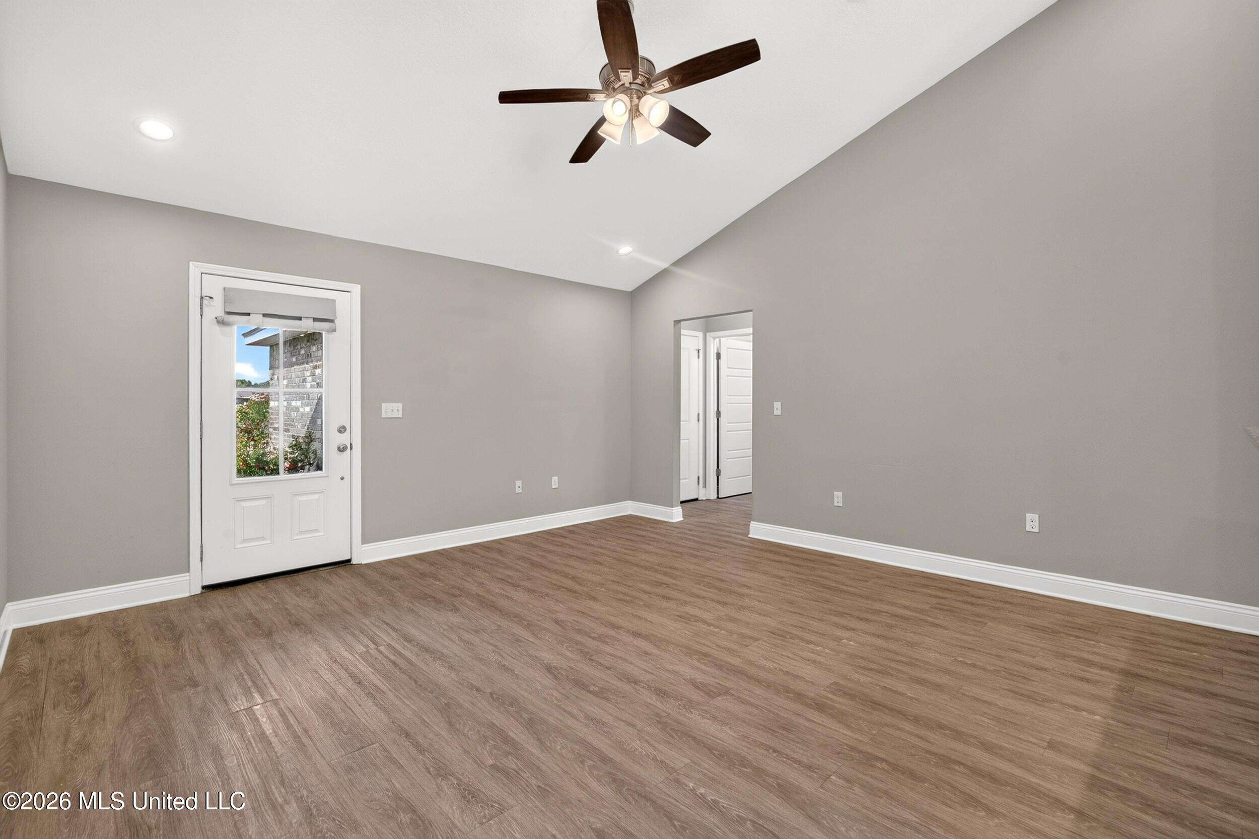 5 Elk Court Property Photo 18