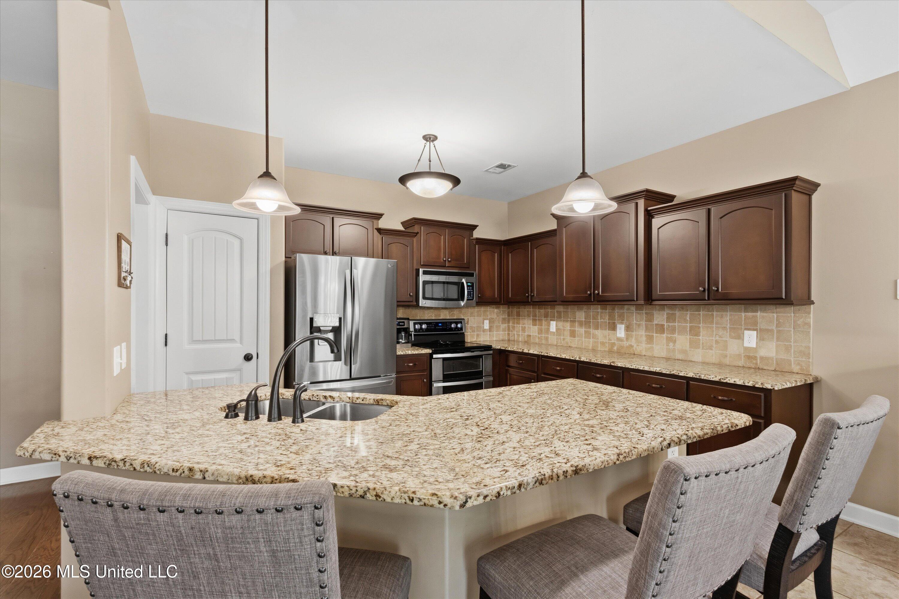 2896 Tulane Road Property Photo 5