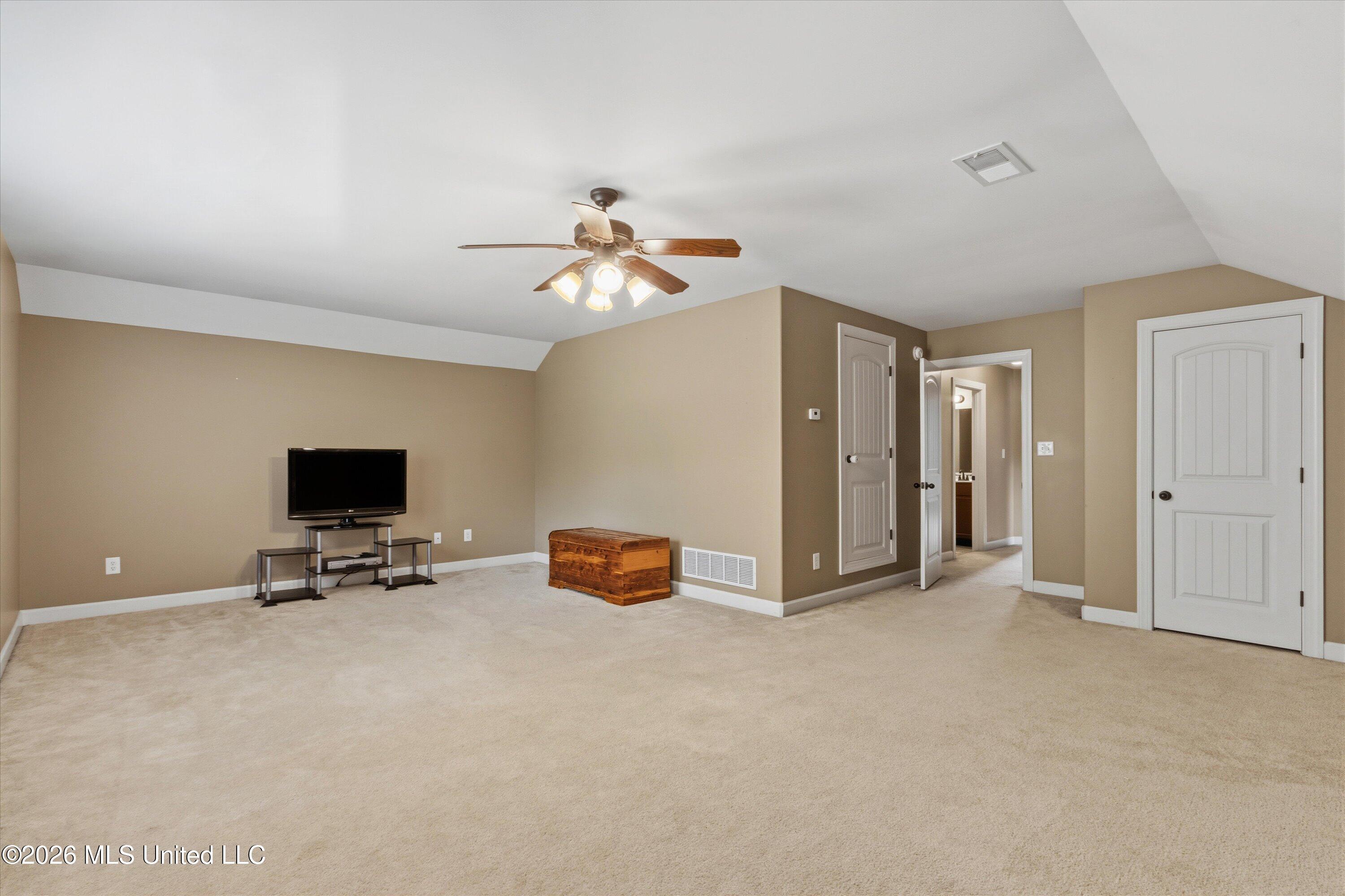 2896 Tulane Road Property Photo 17