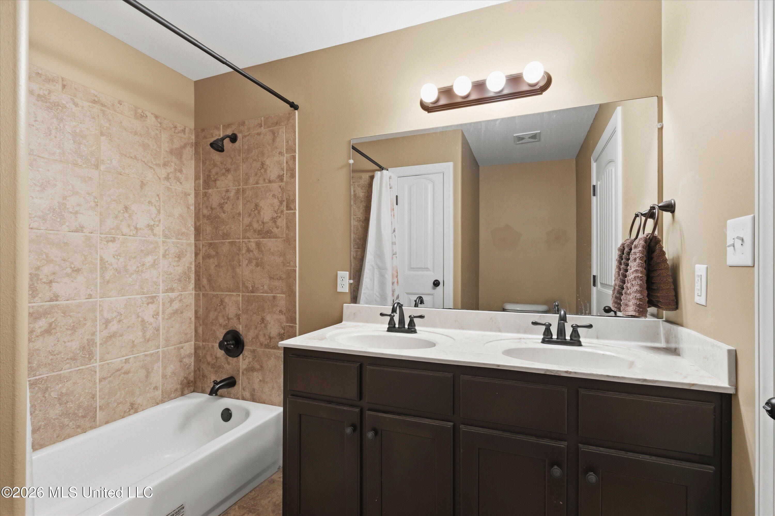 2896 Tulane Road Property Photo 18