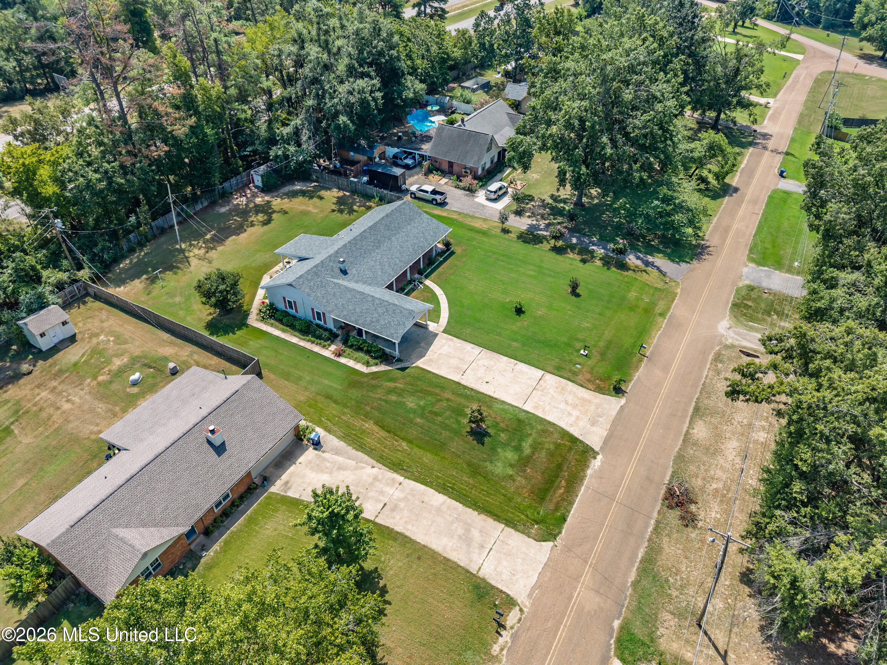 147 Hemlock Road Property Photo 8